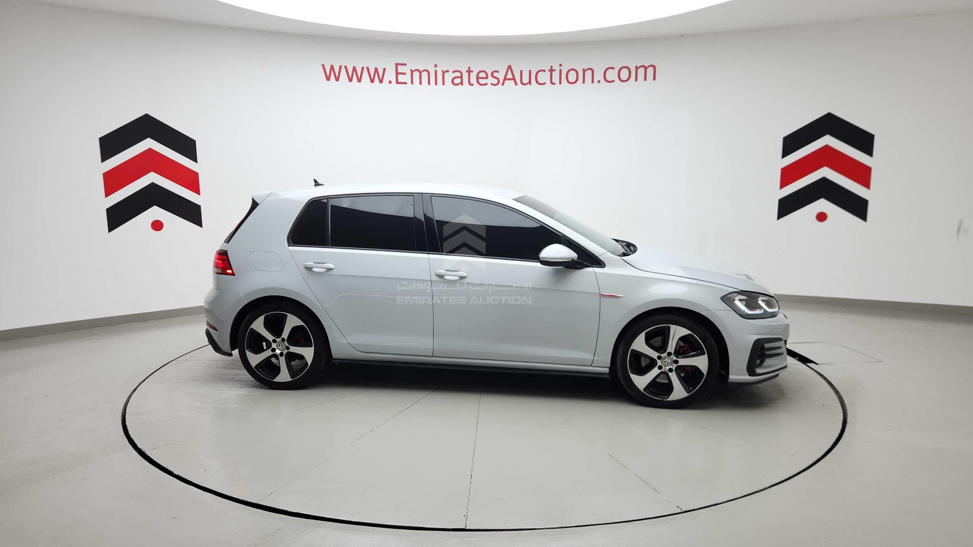2018 VOLKSWAGEN GOLF VIN: 3VW547AU7JM267992