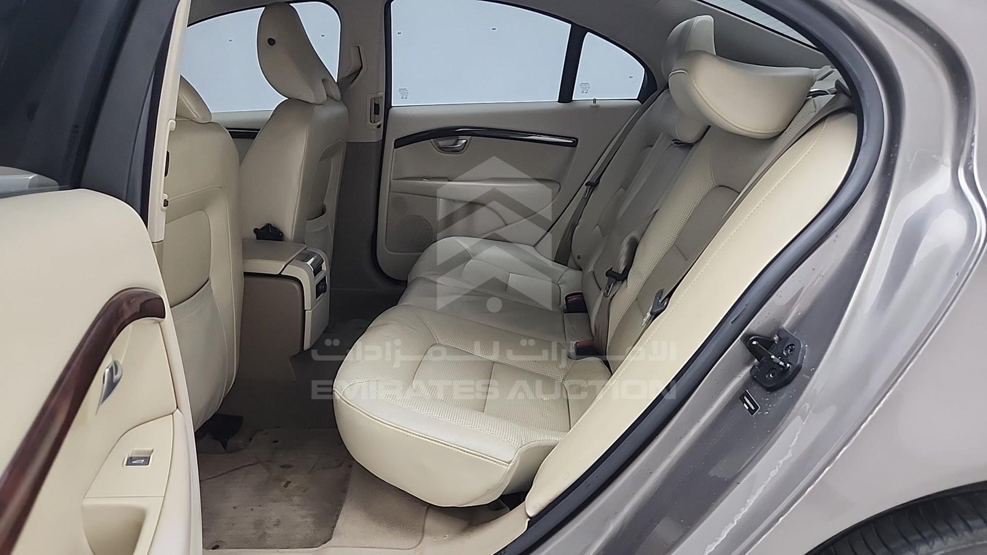 2008 VOLVO S 80 VIN: YV1AS565881076841