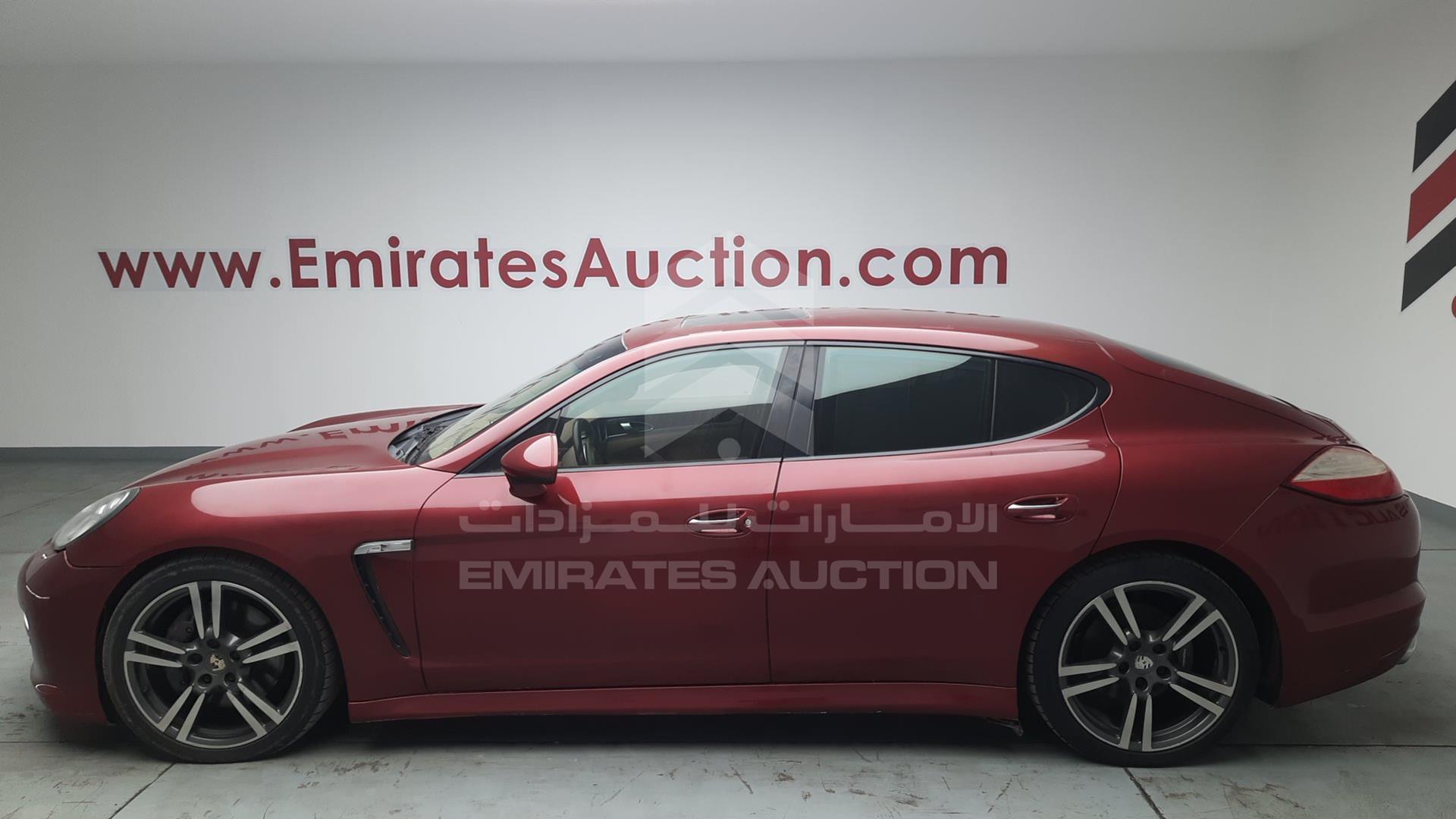 2013 PORSCHE PANAMERA VIN: WP0ZZZ97ZDL000542