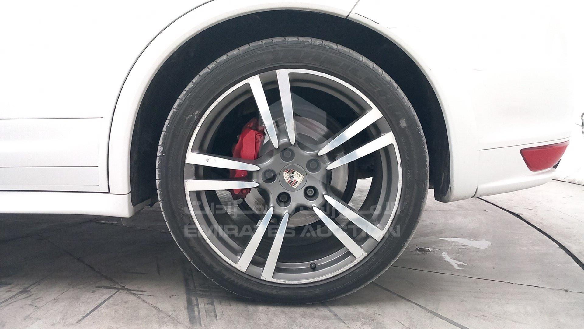 2013 PORSCHE CAYENNE VIN: WP1ZZZ92ZDLA71912