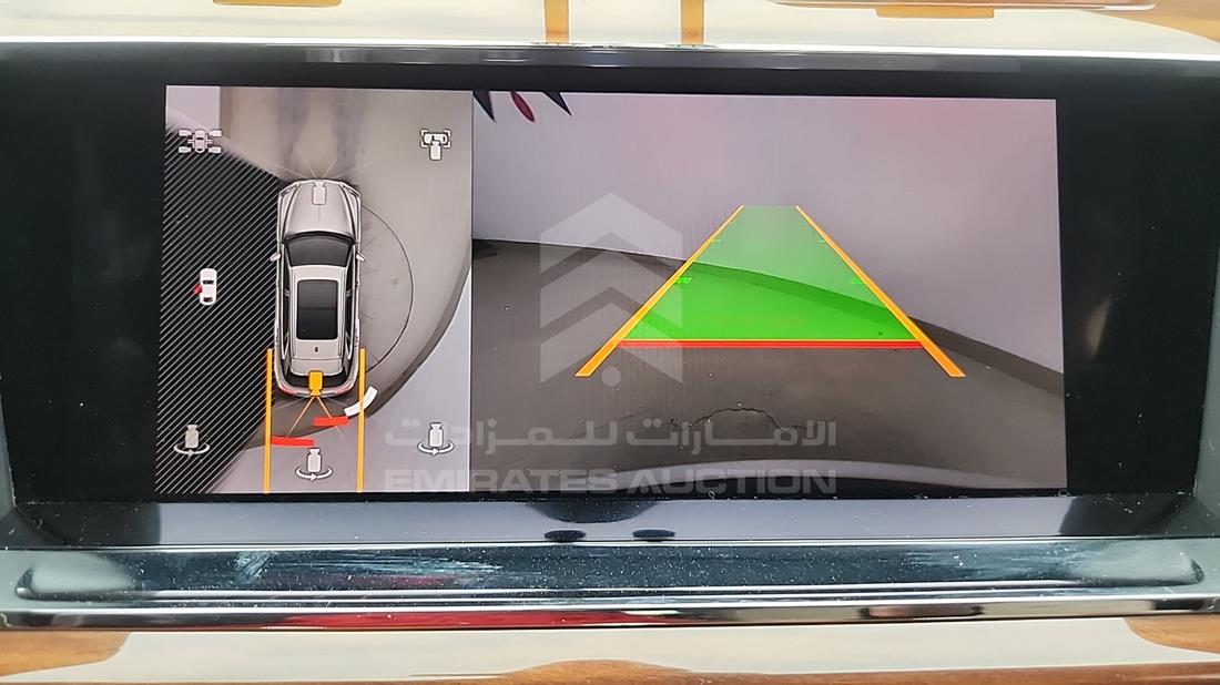 2025 Bentley Bentayga — Entertainment Systems & Camera Monitor & Navigation — Photo 21