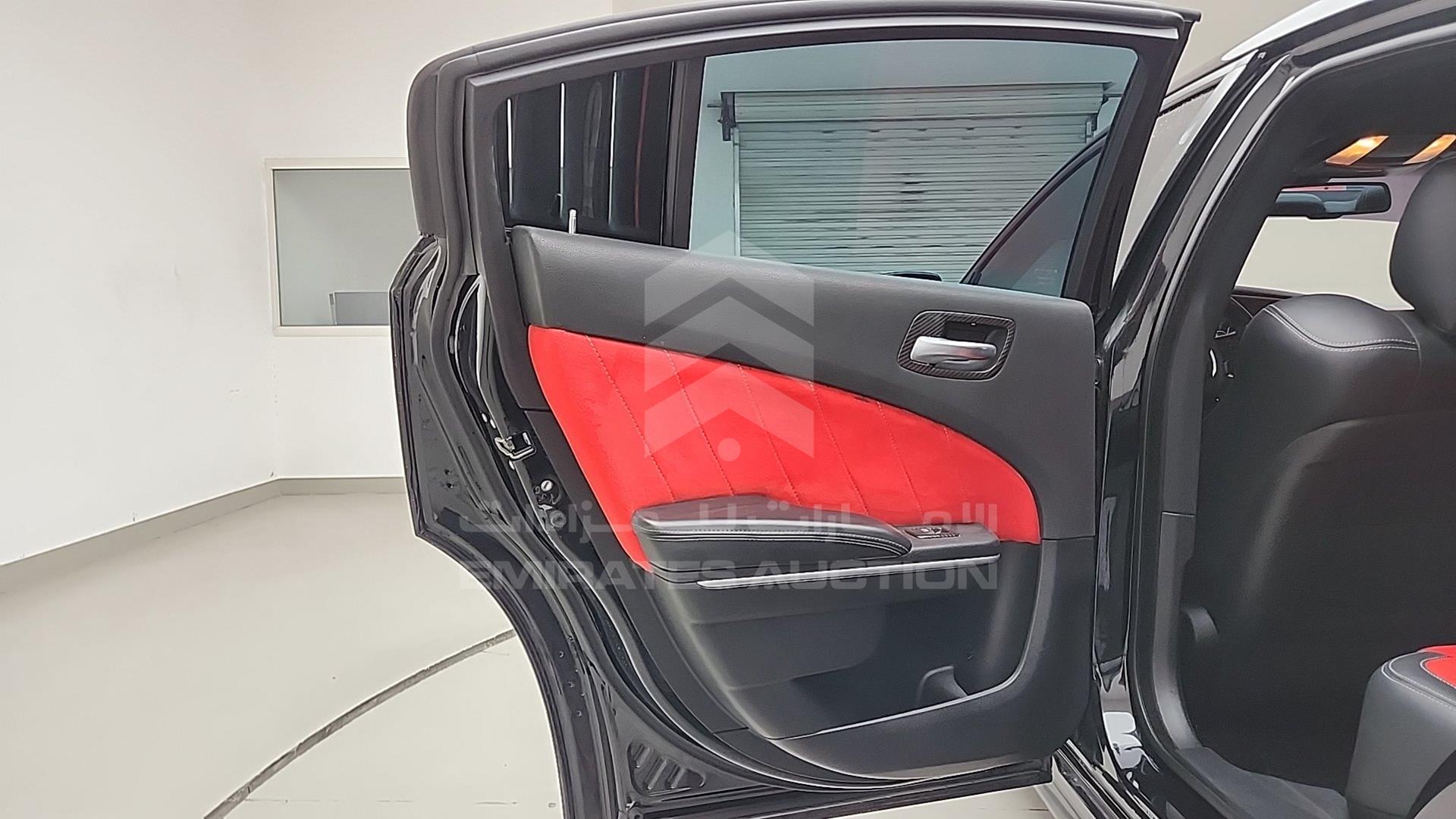 2019 DODGE CHARGER VIN: 2C3CDXHG3KH630612
