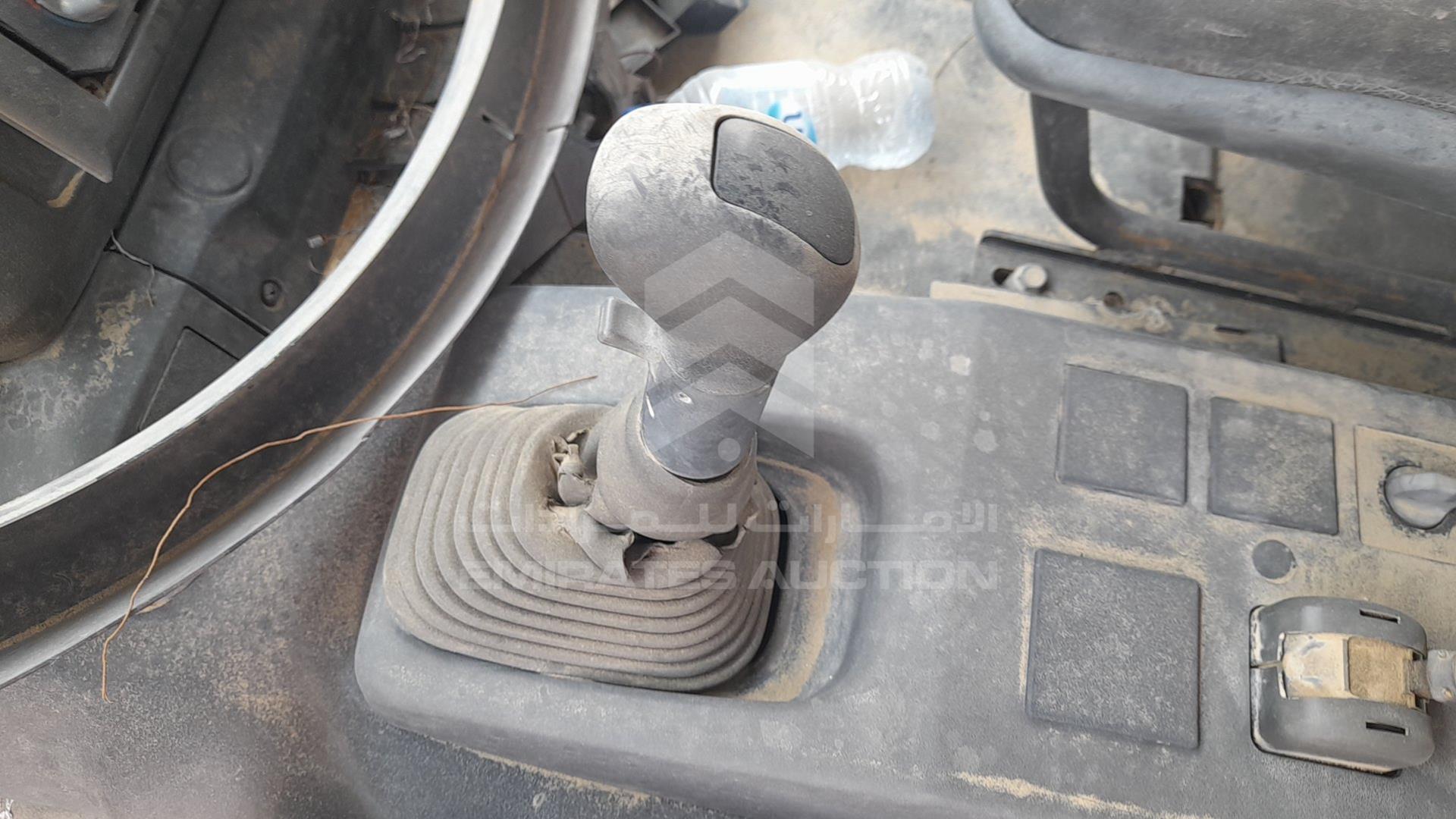 0 IVECO --- VIN: WJMB1VNS00C118985