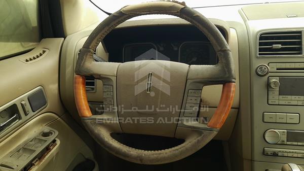 Lincoln MKX 2007 2LMDU88C27BJ12262 Image 5