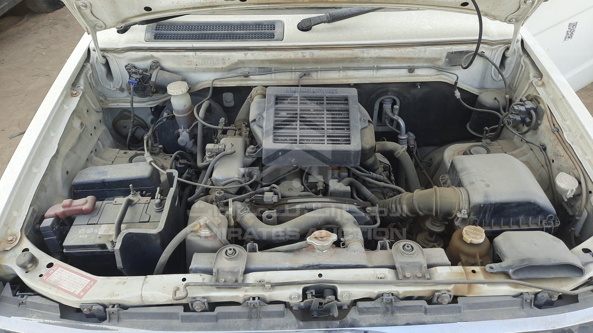 2001 MITSUBISHI PAJERO MINI VIN: H58A0212011