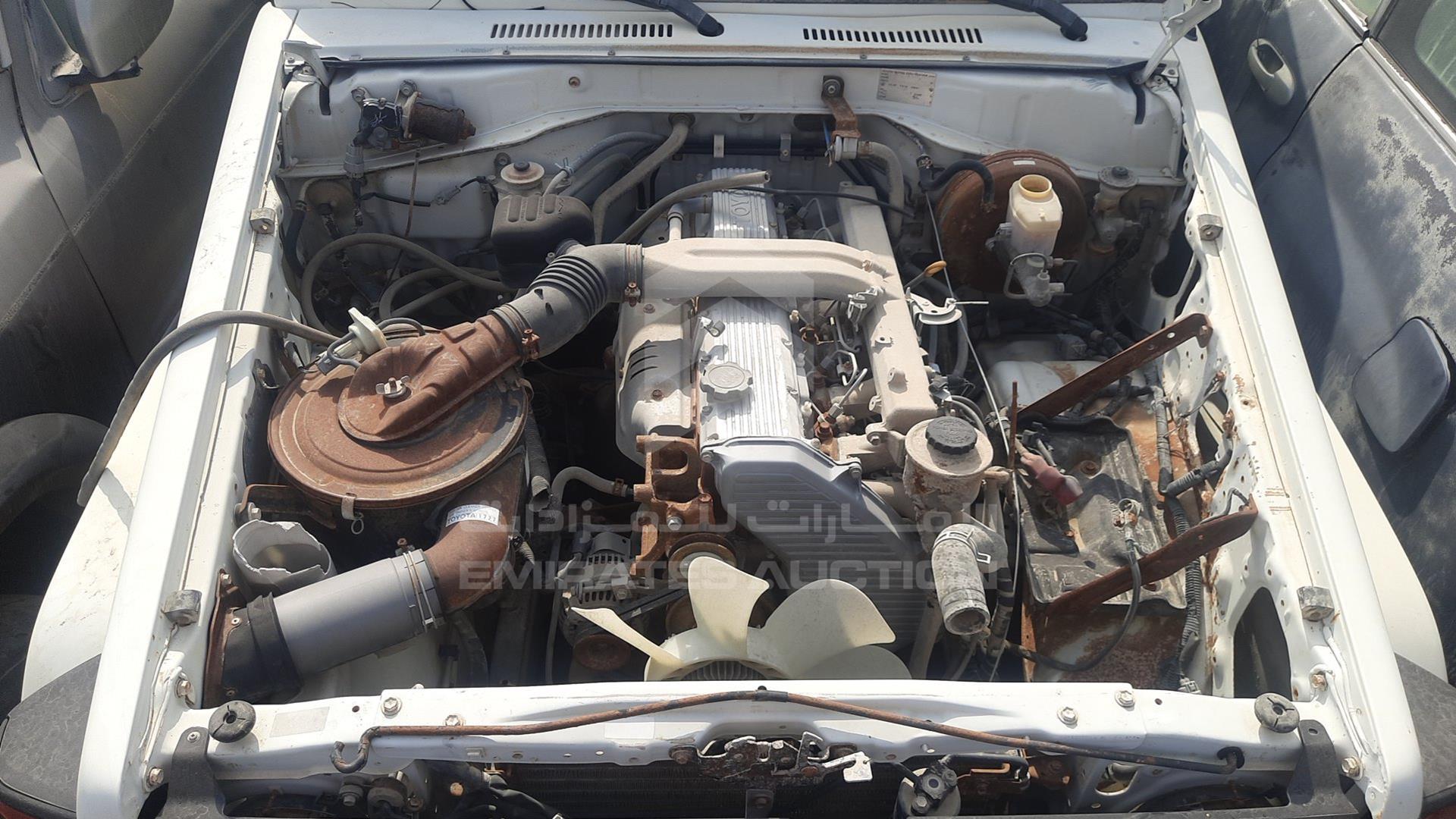 2005 TOYOTA LAND CRUISER VIN: JTFLB71J458008240