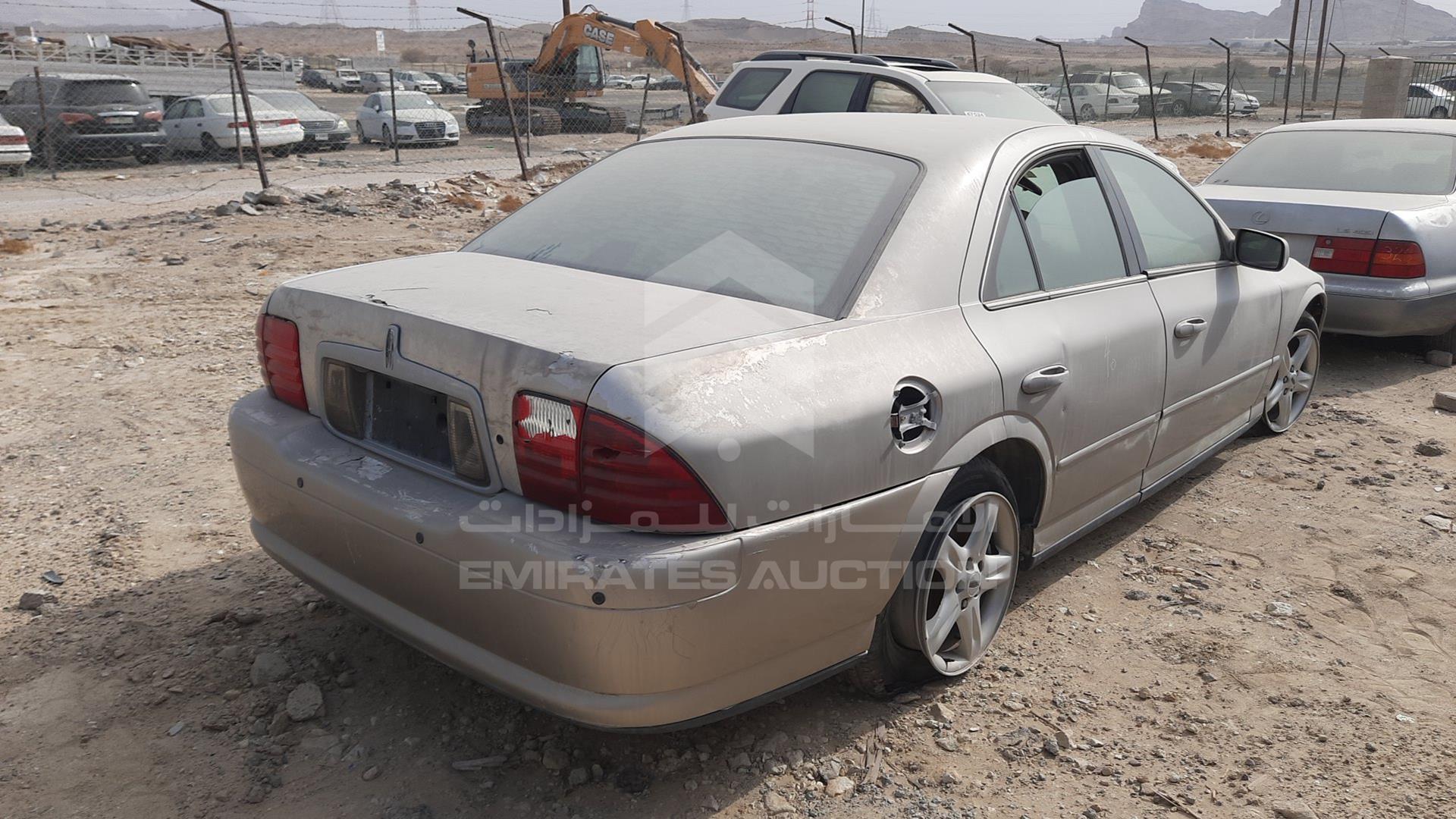2002 LINCOLN --- VIN: 1LNHM87AX2Y678808