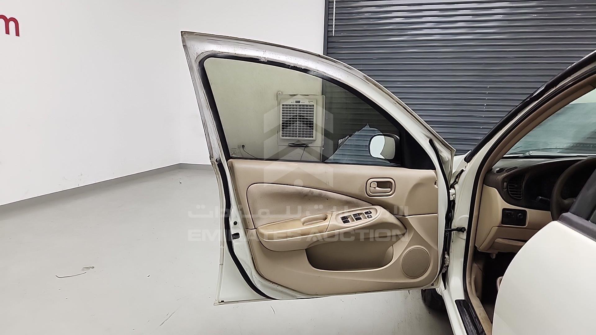 2003 NISSAN SUNNY VIN: JN1BN61C53W002546