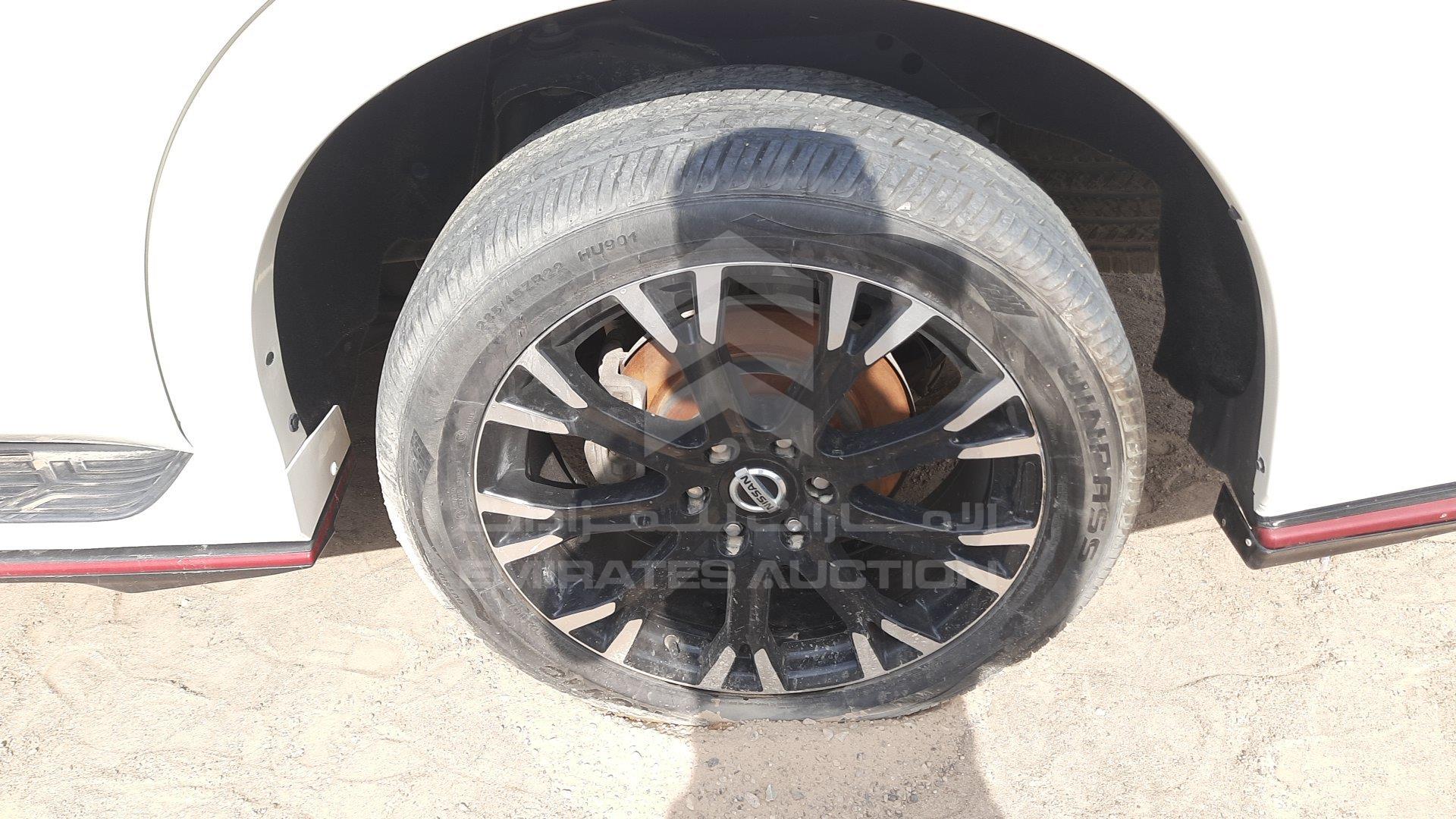 JN8AY2NY5F9120070 - 2015 Nissan Patrol - #502008