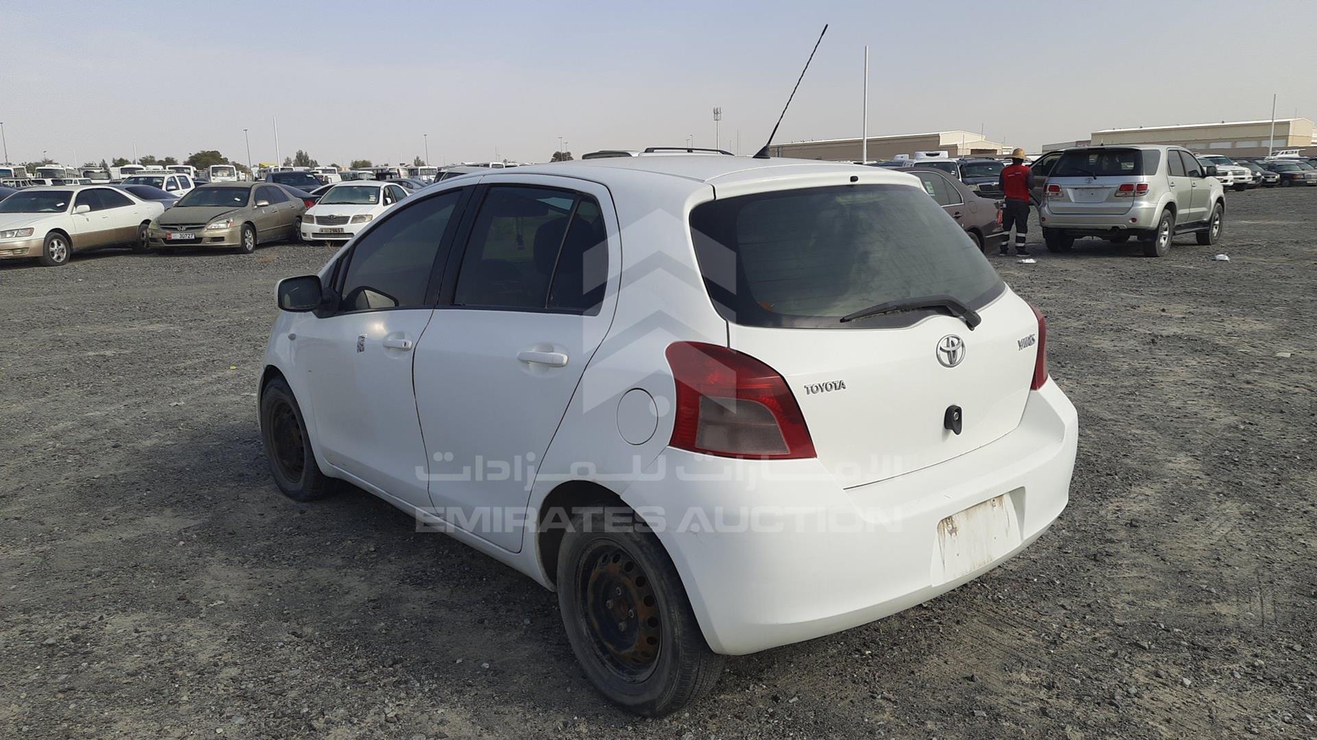 2008 TOYOTA YARIS VIN: JTDKW923585089579