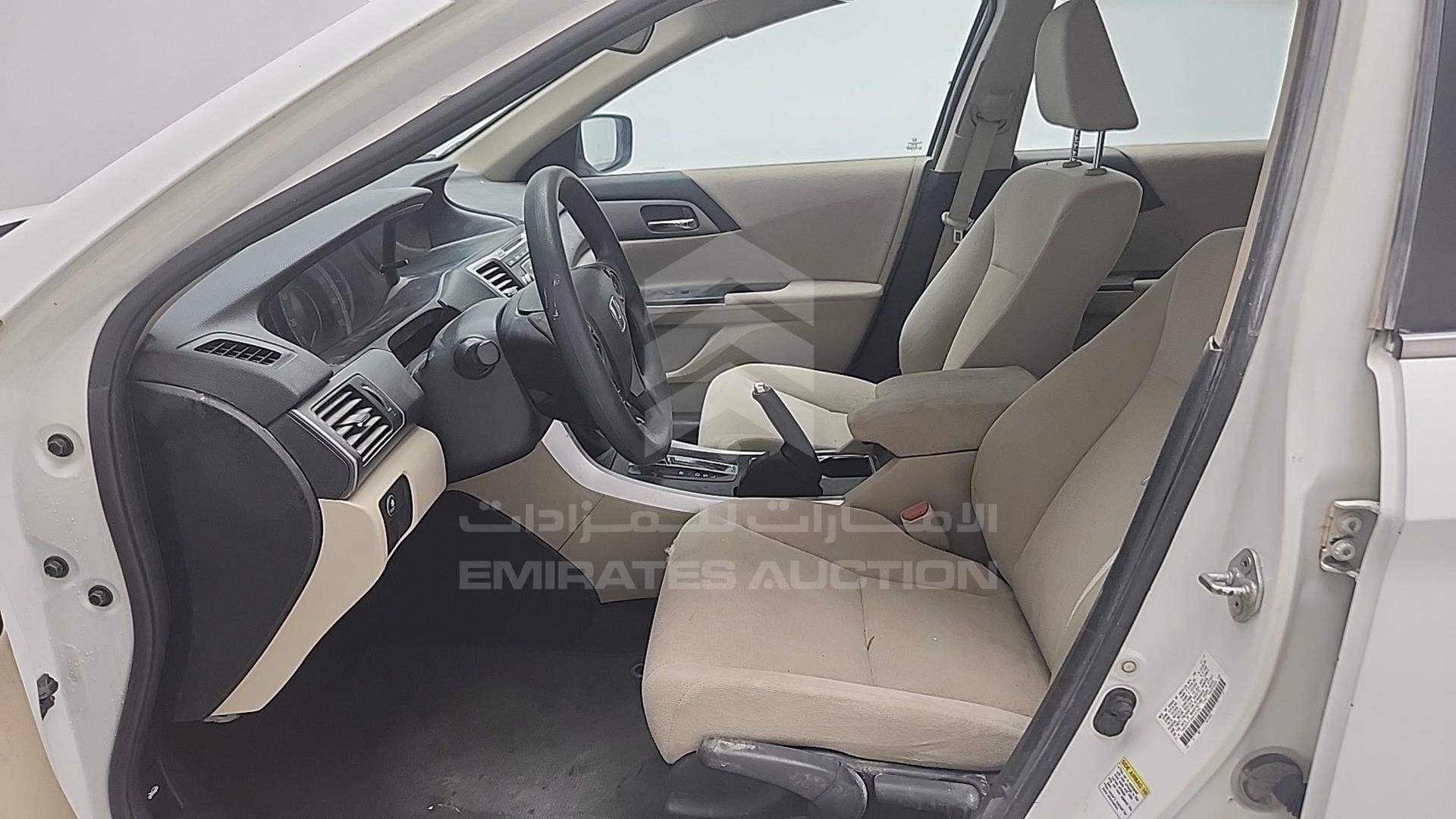 2013 HONDA ACCORD VIN: 1HGCR2F33DA245280