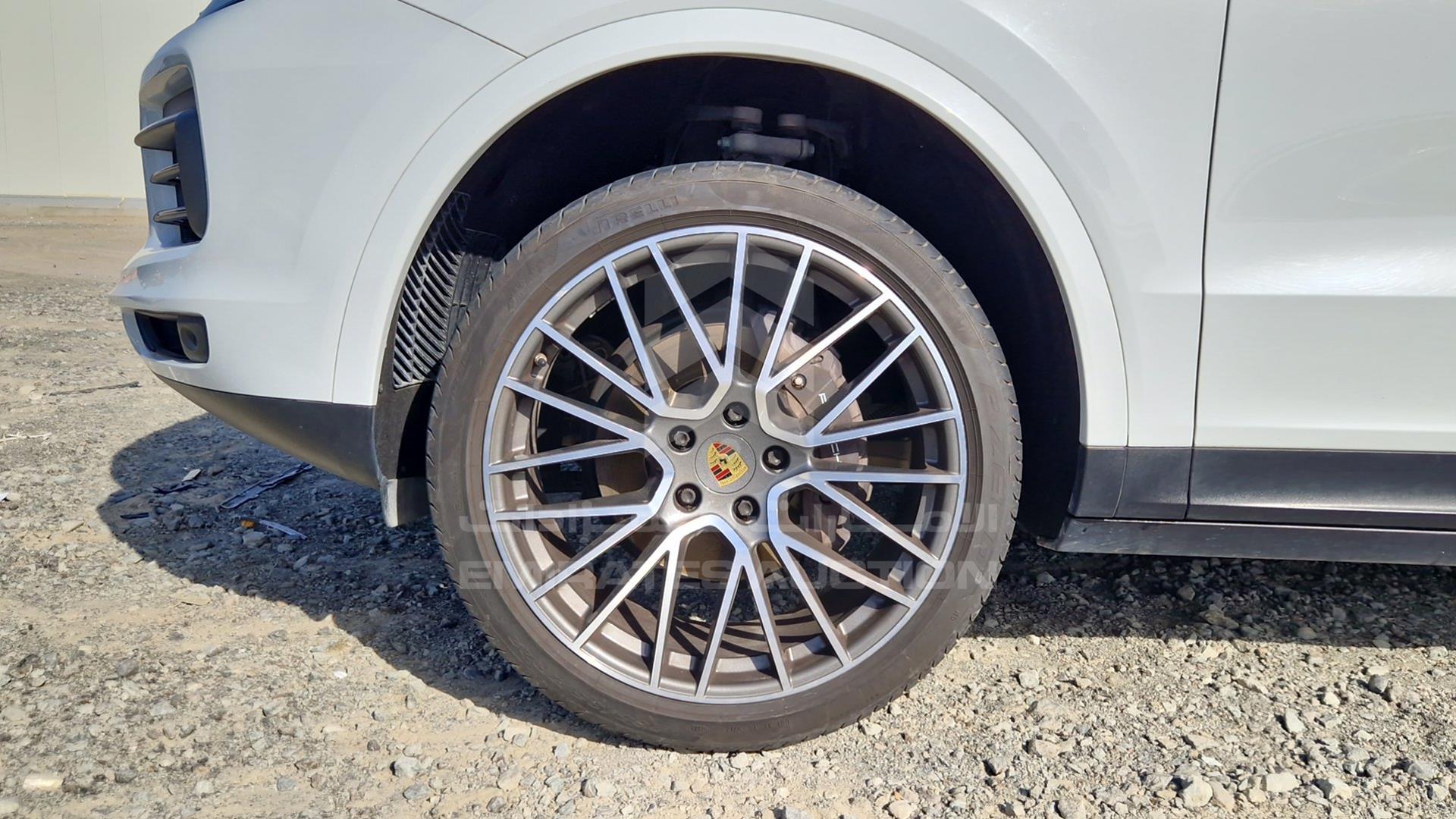 2020 PORSCHE CAYENNE VIN: WP1BA2AY8LDA48217