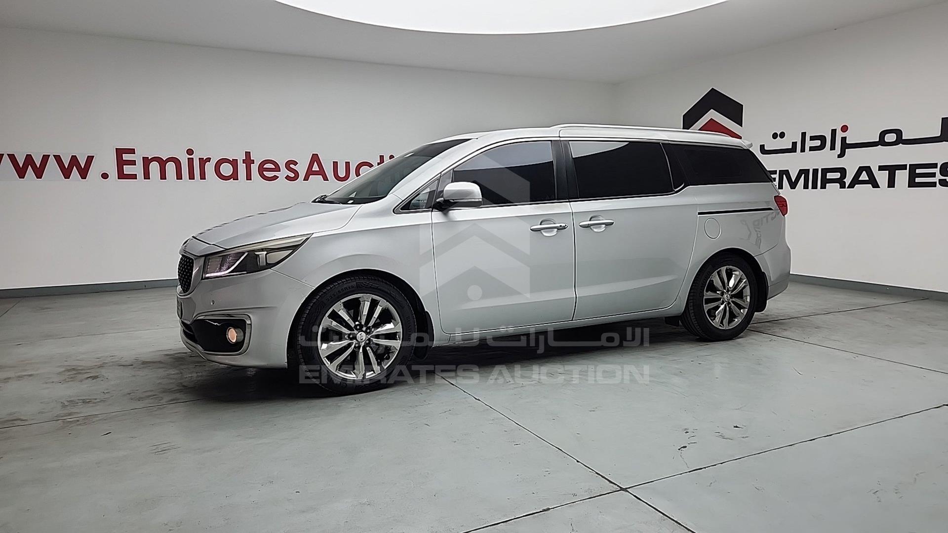 2016 KIA CARNIVAL VIN: KNAMC8120G6187445