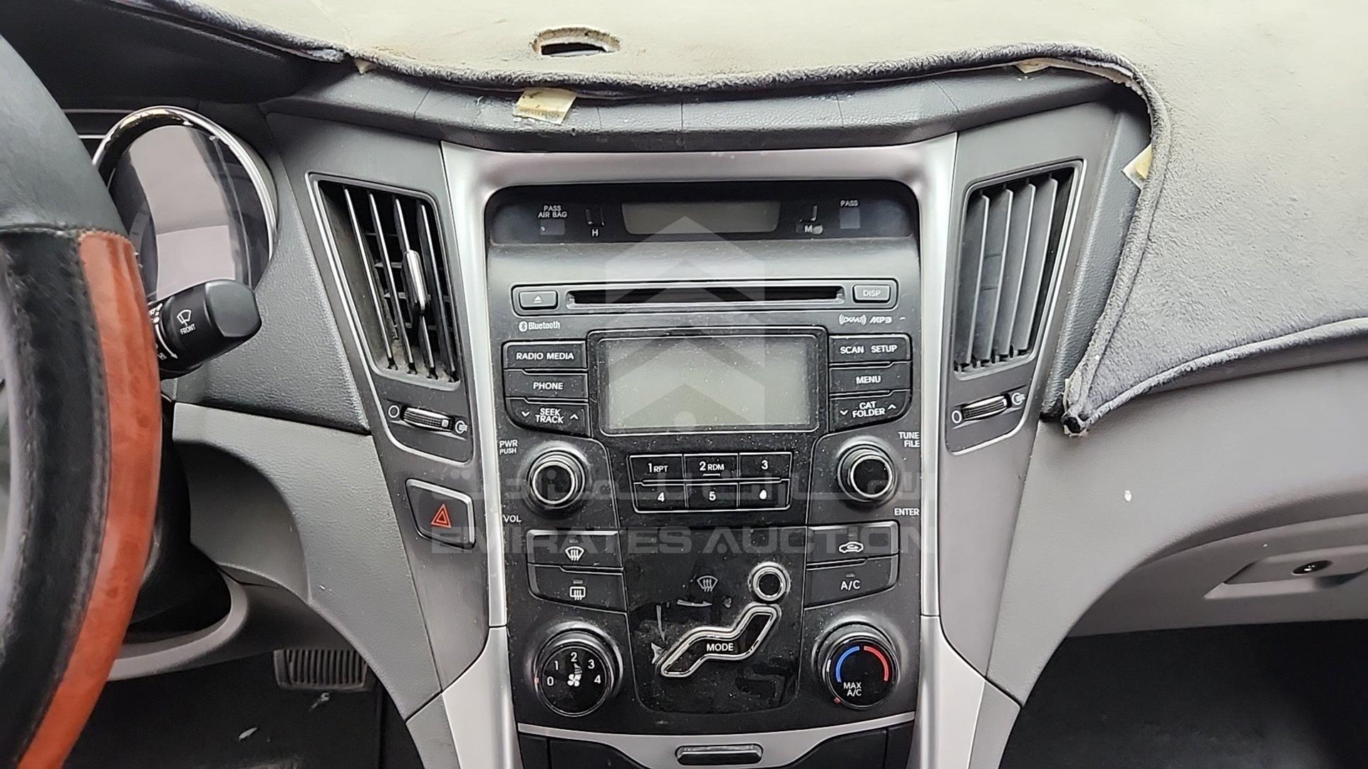 2013 HYUNDAI SONATA VIN: 5NPEB4AC5DH513740