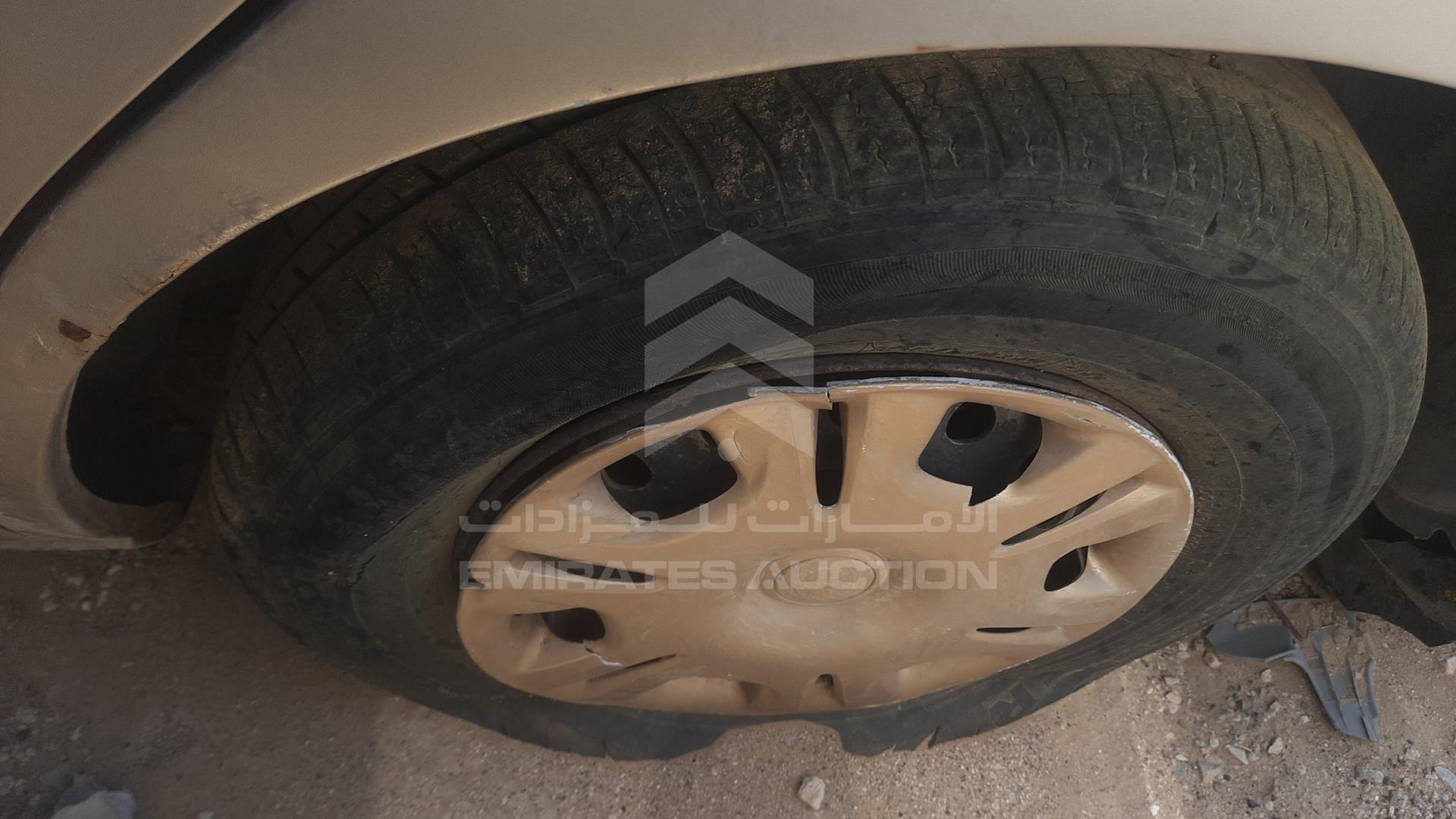 0 KIA CLARUS VIN: KNAGC2295X5524297