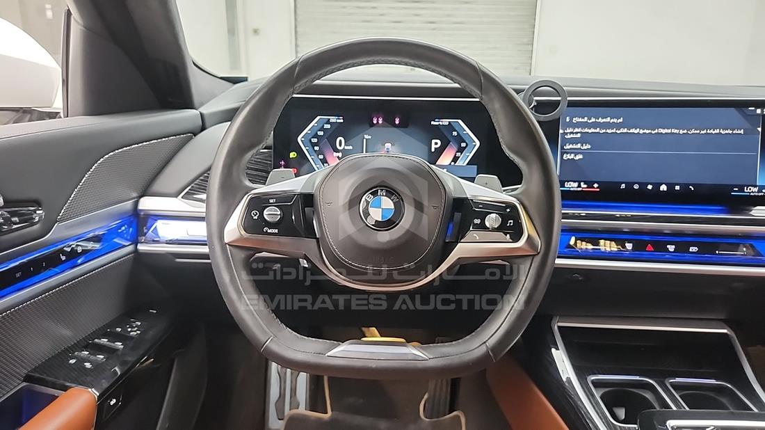 2023 BMW 735 I — Steering & Mounted Controls — Photo 15