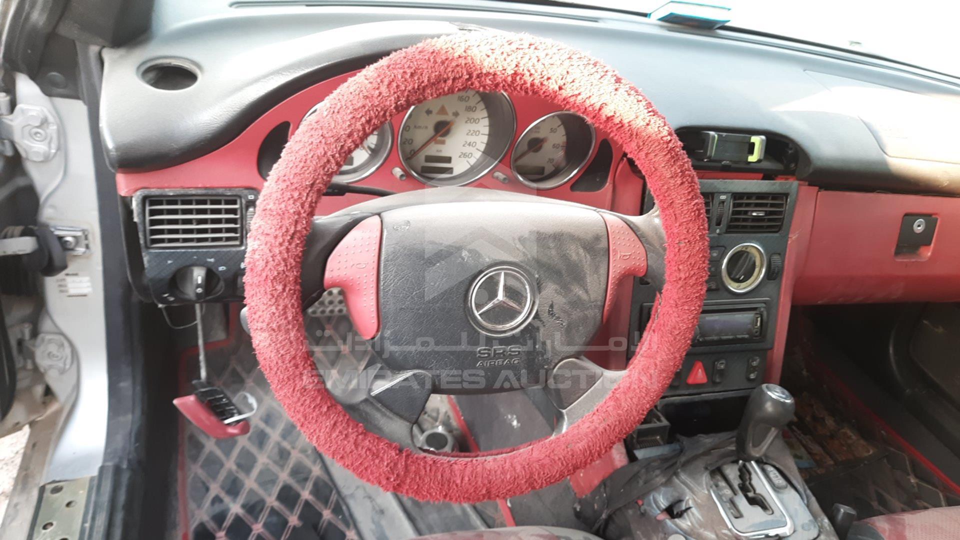 2000 MERCEDES SLK230 VIN: WDB1704471F164494