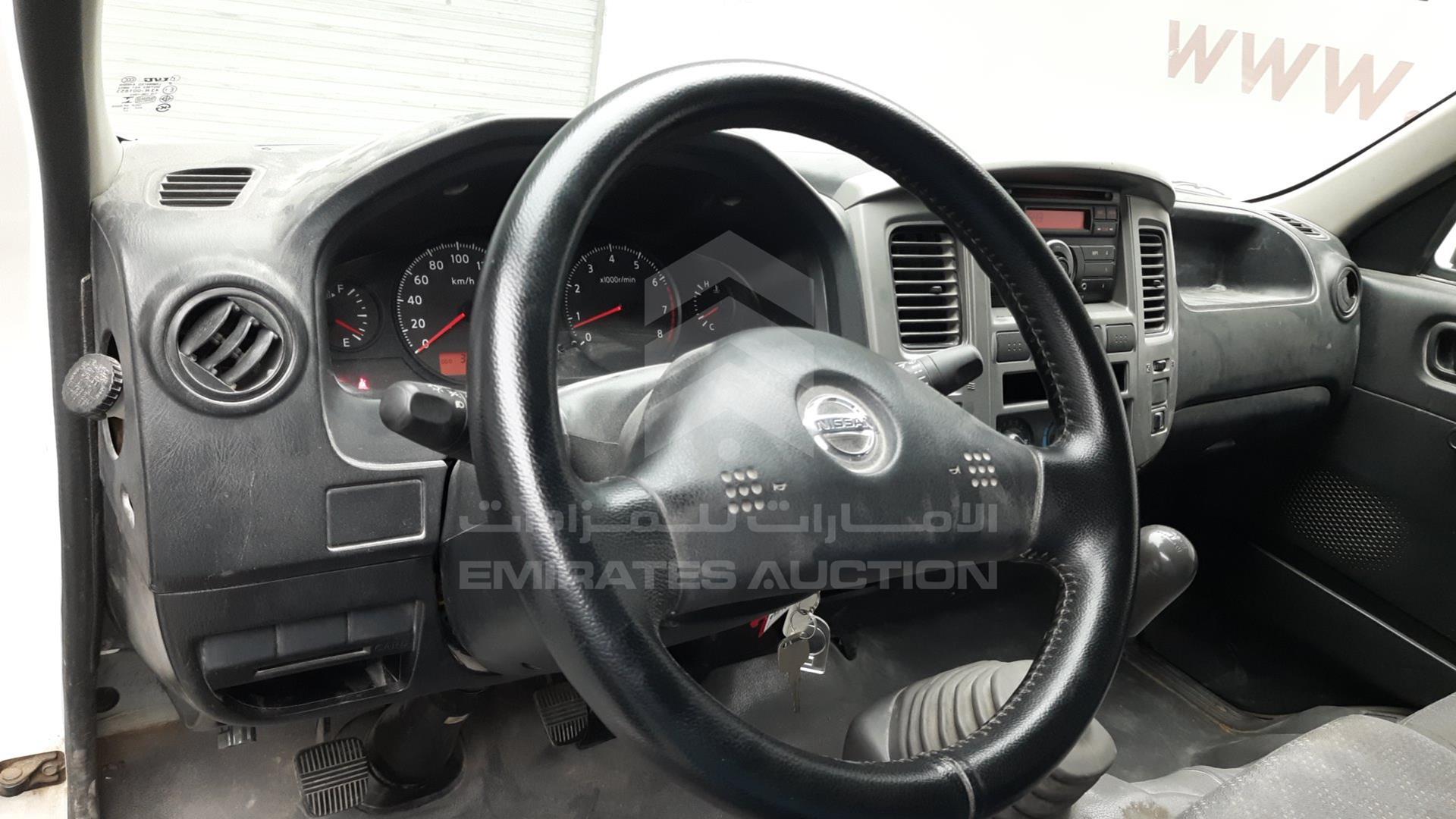 2013 NISSAN URVAN VIN: JN6AE54S5DX030426