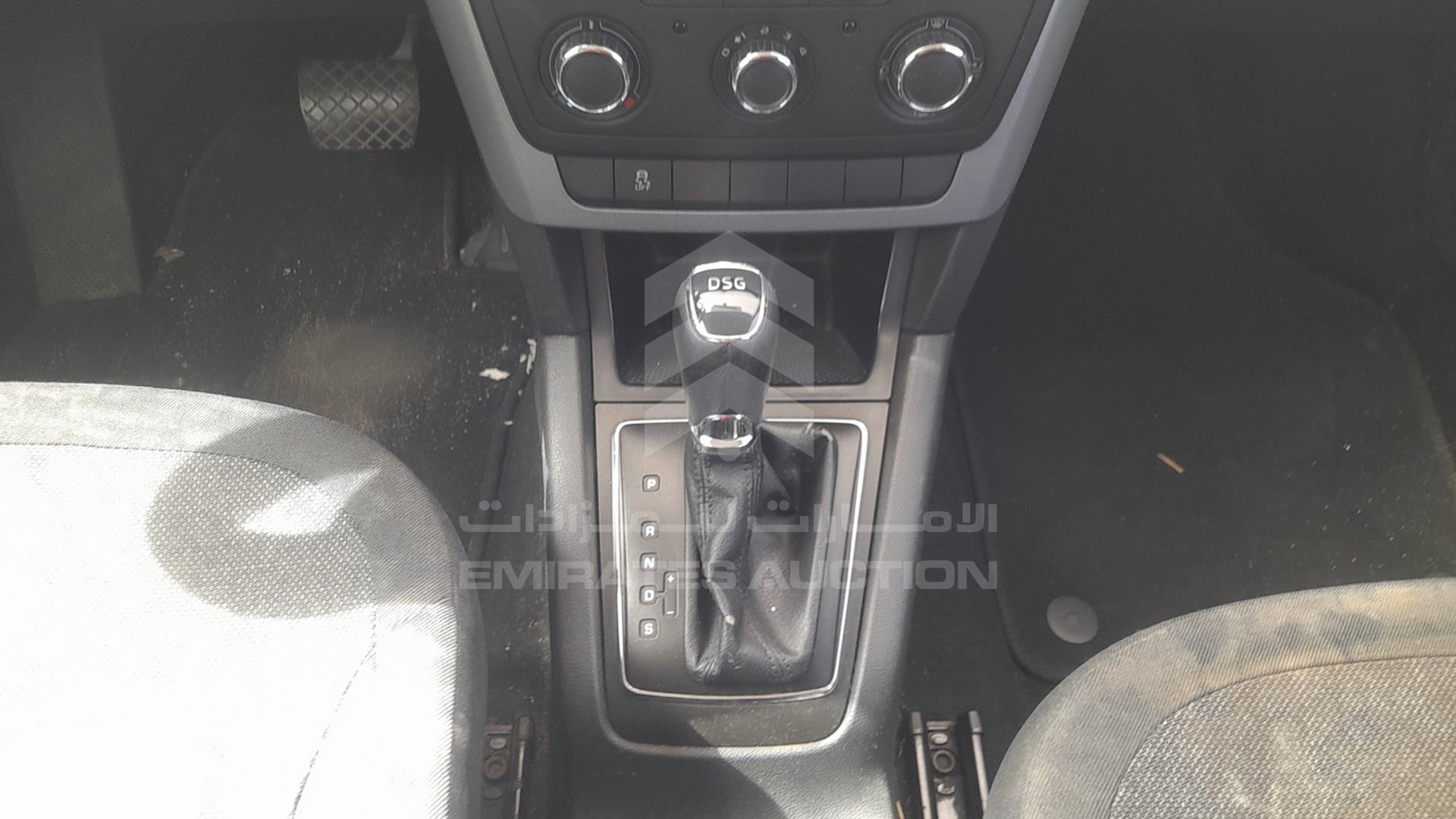 2015 SKODA YETI VIN: TMBJJ2ND0F6990002