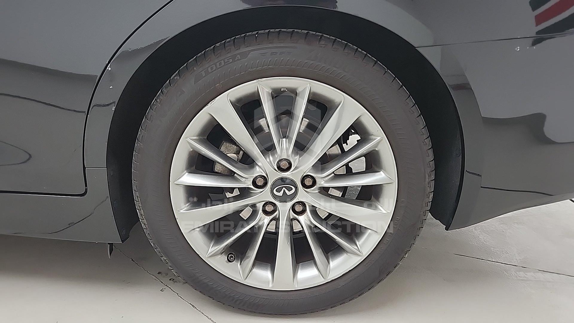 2018 INFINITI Q50 VIN: JN1CV7AP8JM701076