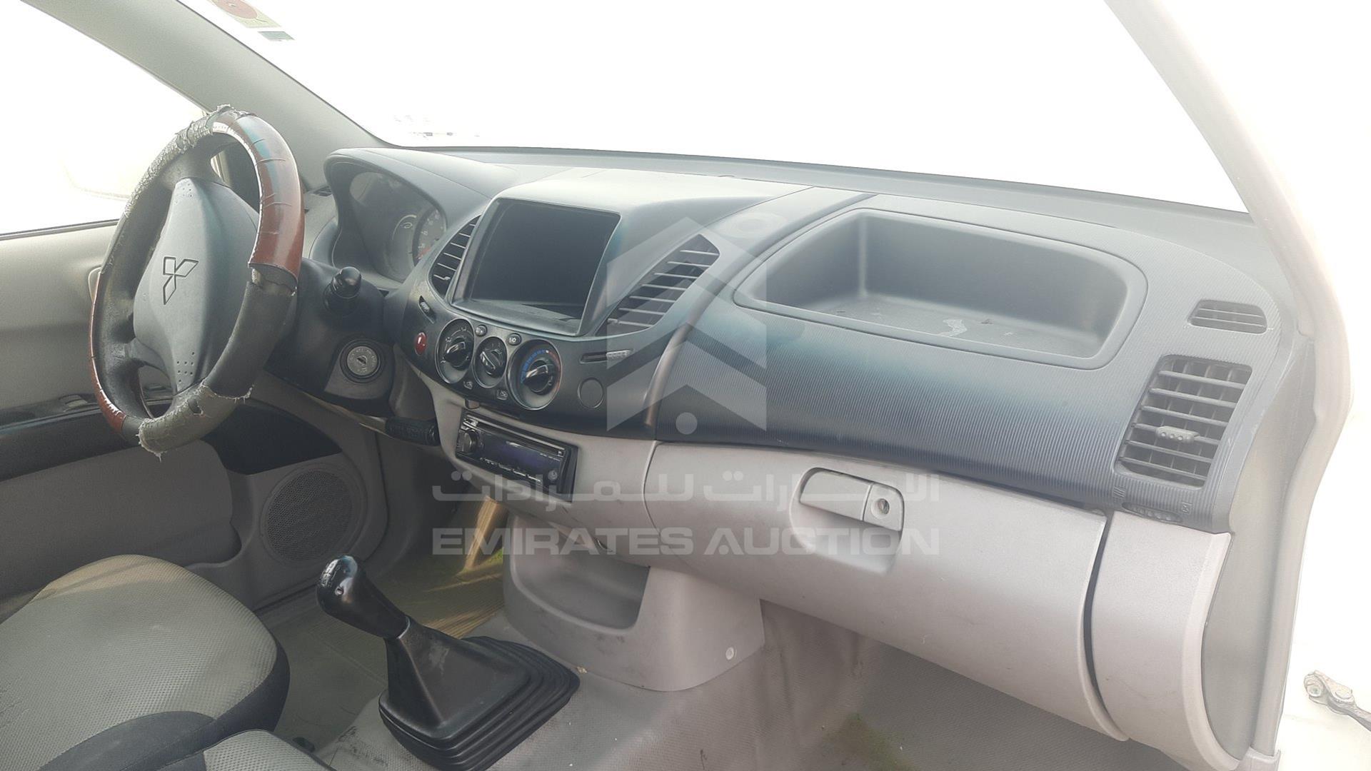 2013 MITSUBISHI L 200 VIN: MMBJNKA50DD029452