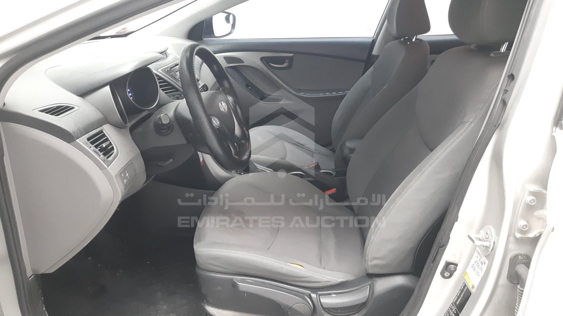 2015 HYUNDAI ELANTRA VIN: KMHDG41E6FU110532