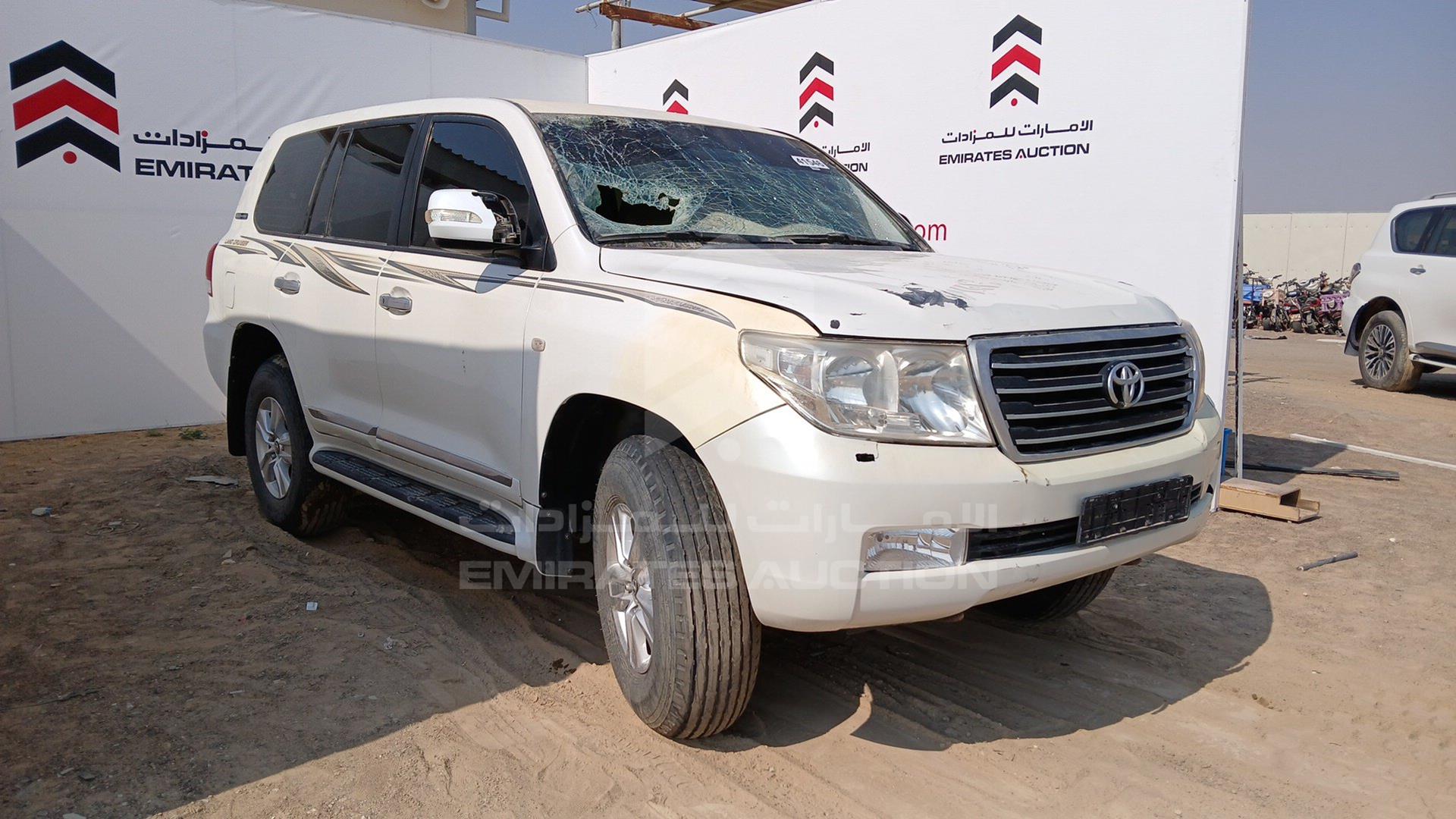 2011 TOYOTA LAND CRUISER VIN: JTMHT09J7B5093031