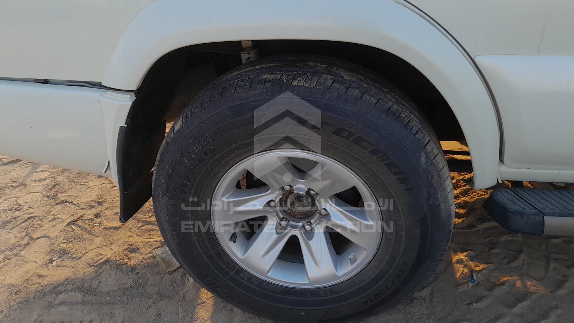 2004 NISSAN PATHFINDER VIN: JN8DR05Y74W702765