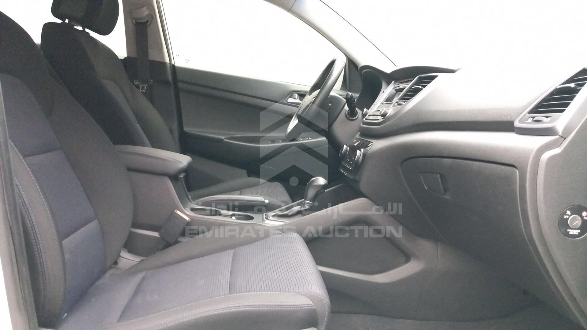 2017 HYUNDAI TUCSON VIN: TMAJ381B7HJ191503