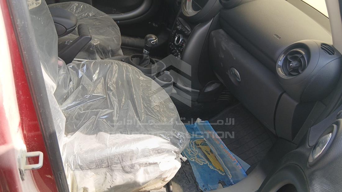 ميني كوبر كونتريمان 2013 — زاوية الراكب الأمامي للمقعد — صورة 22