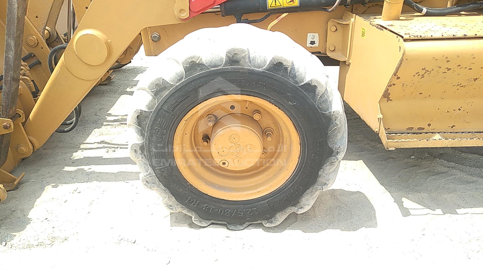 2009 CATERPILLAR 422E VIN: CAT0422EAHBE02781