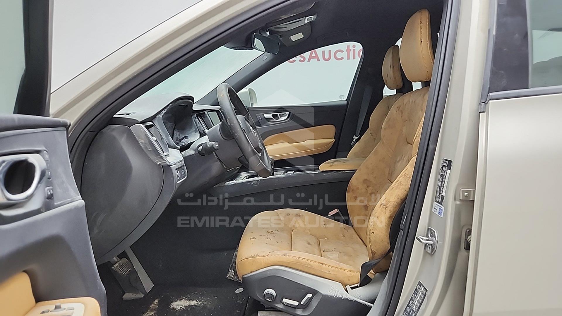 2018 VOLVO XC 60 VIN: YV110AUZ5J1066987