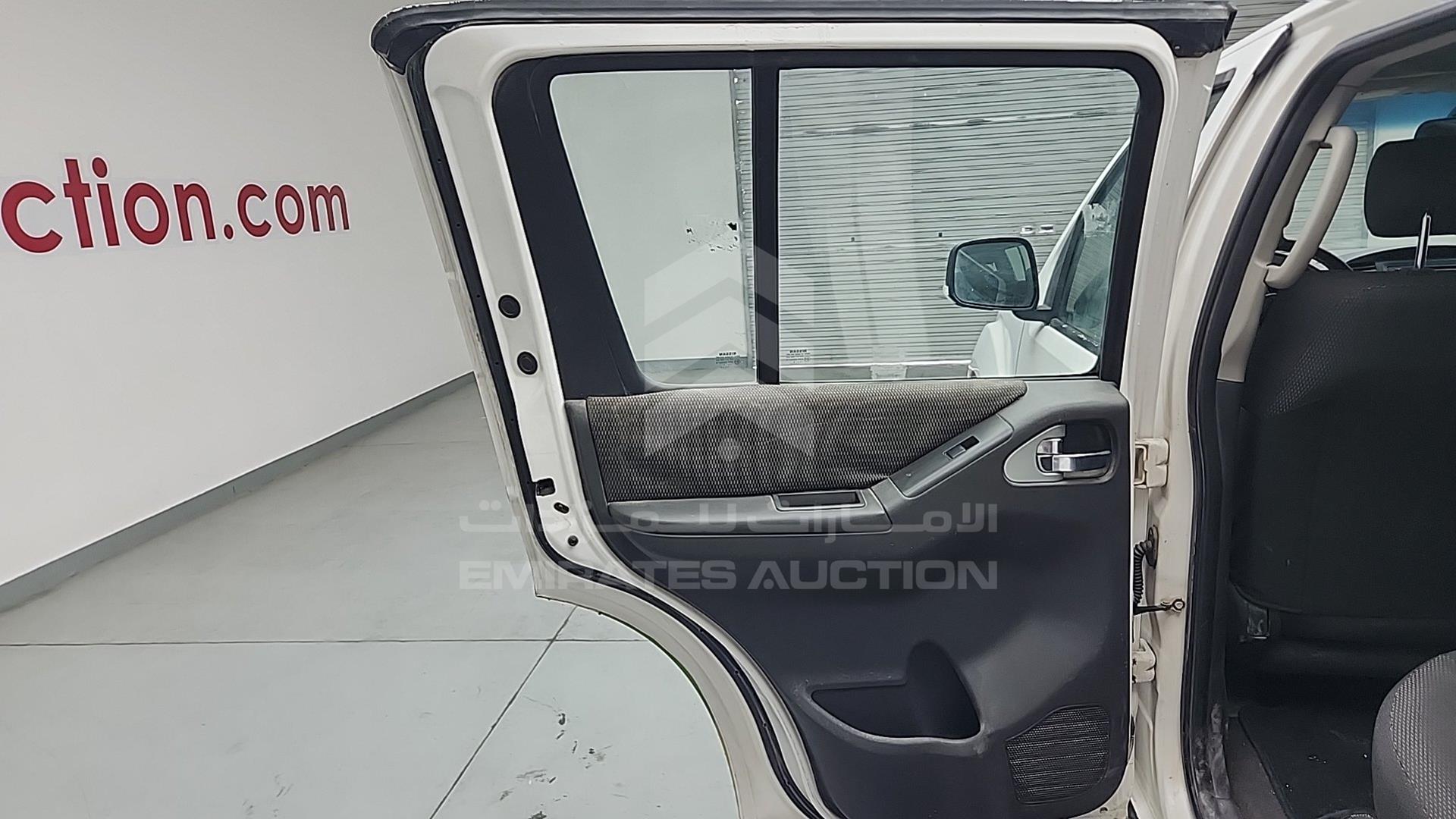 2015 NISSAN PATHFINDER VIN: VSKLR11A3FA579132