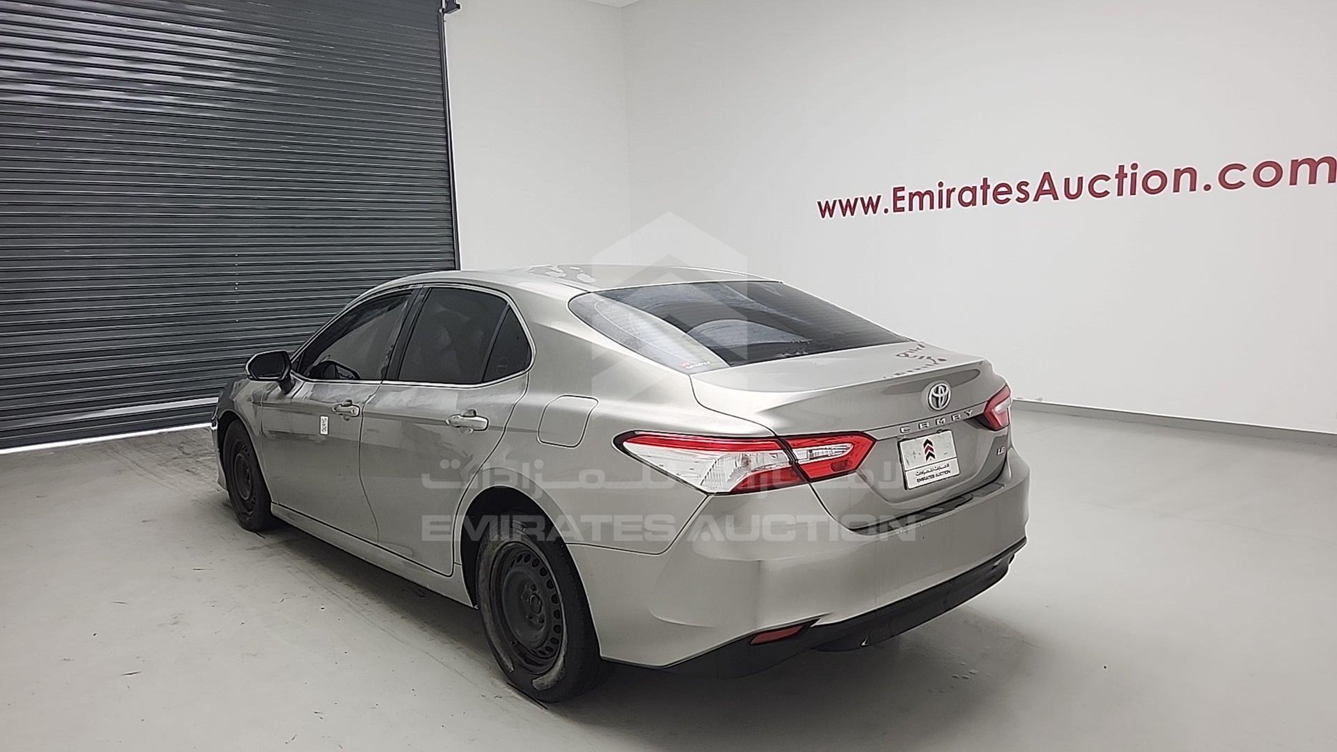 2018 TOYOTA CAMRY VIN: JTNBF9HK2J3009487