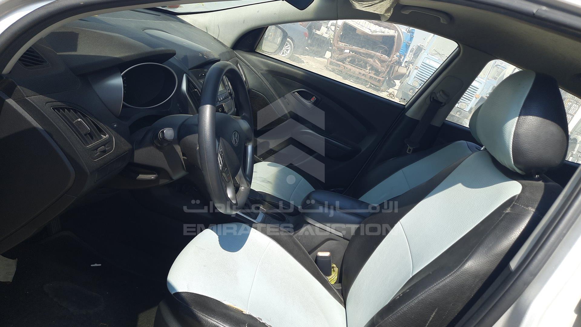 2015 HYUNDAI TUCSON VIN: KMHJT81E7FU056065