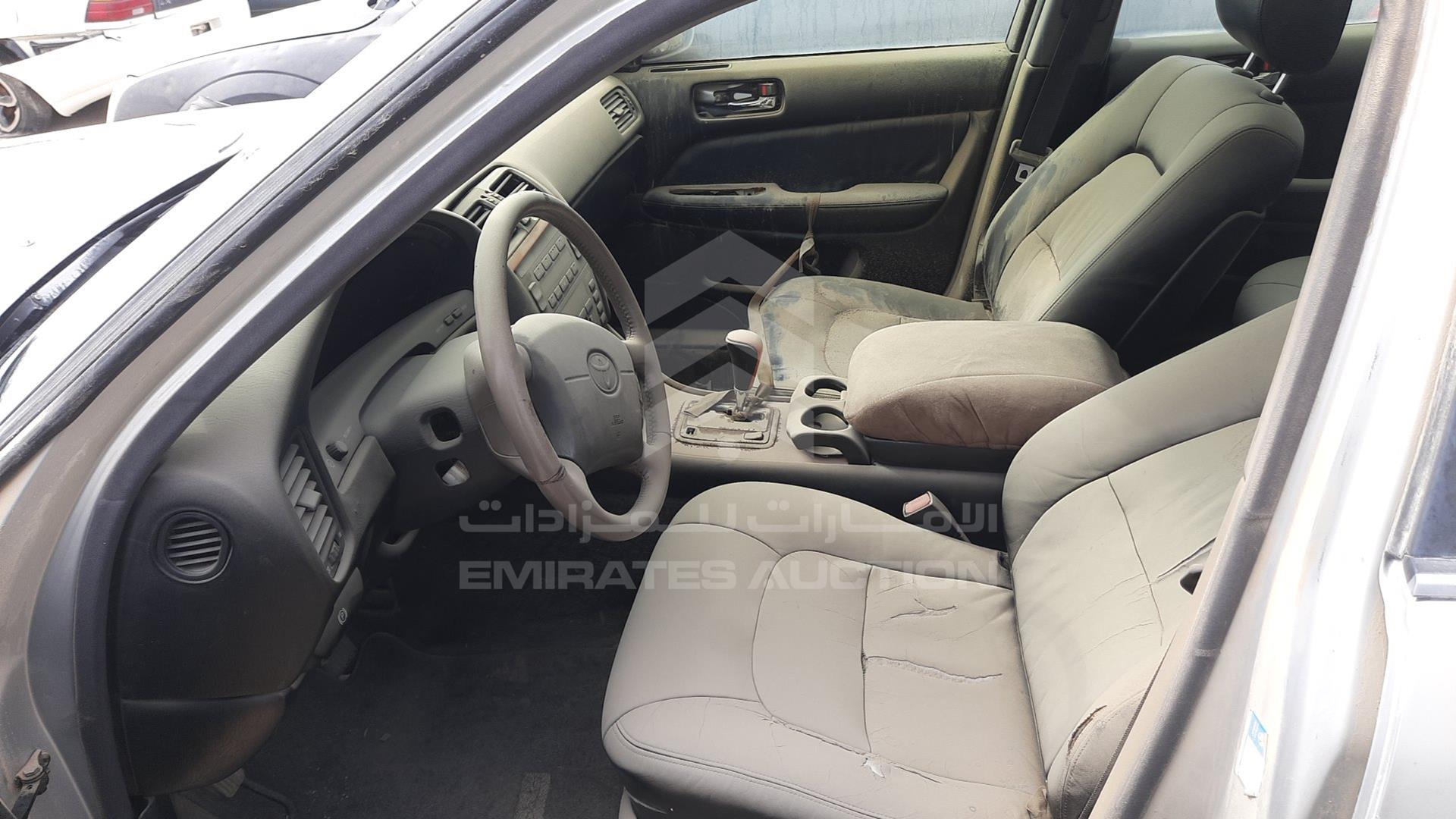 1999 LEXUS LS400 VIN: JT8BH28F2X0142302