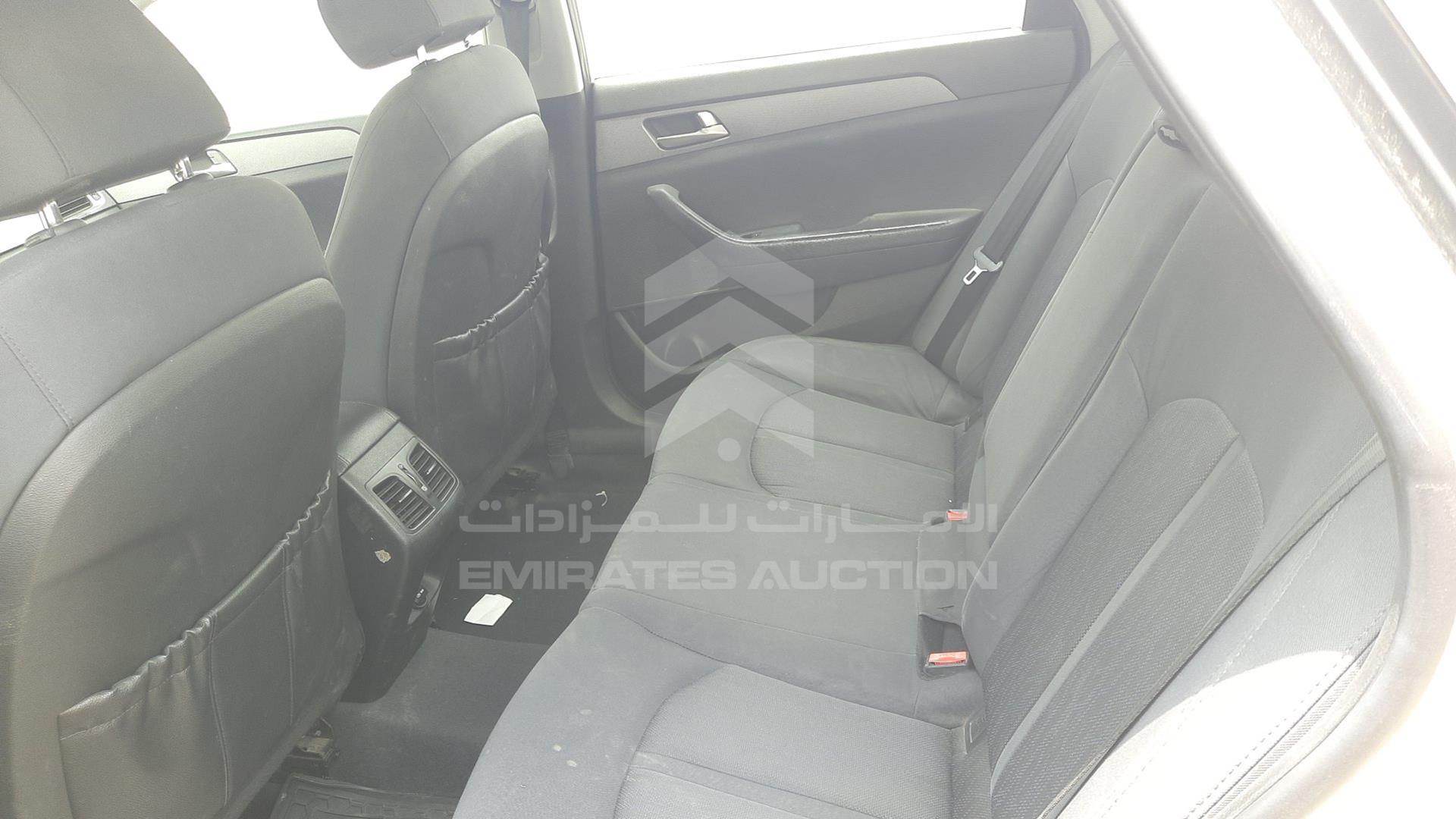 2019 HYUNDAI SONATA VIN: KMHE24138KA092953