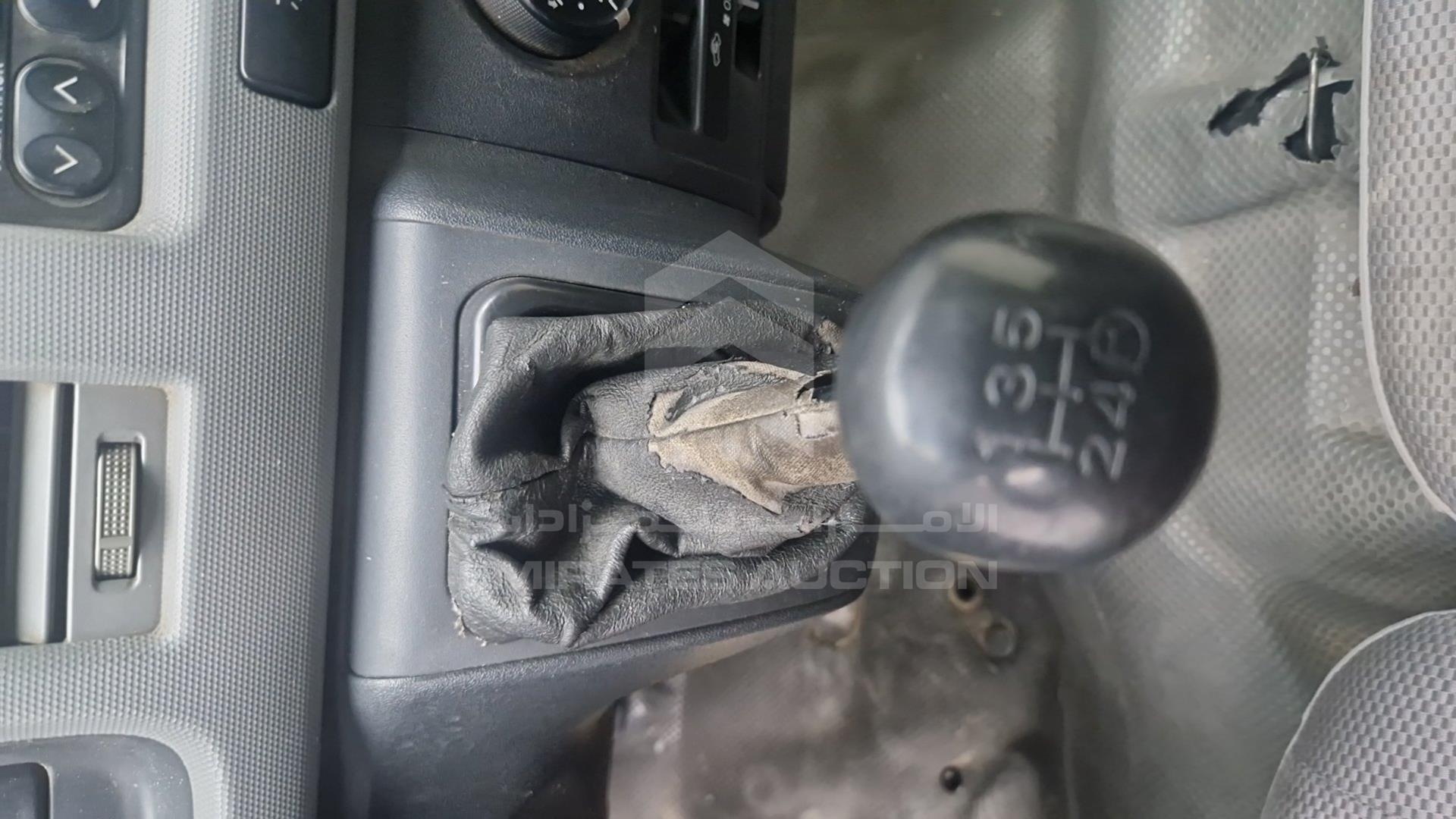 2008 TOYOTA HIACE VIN: JTGJX02P583002012