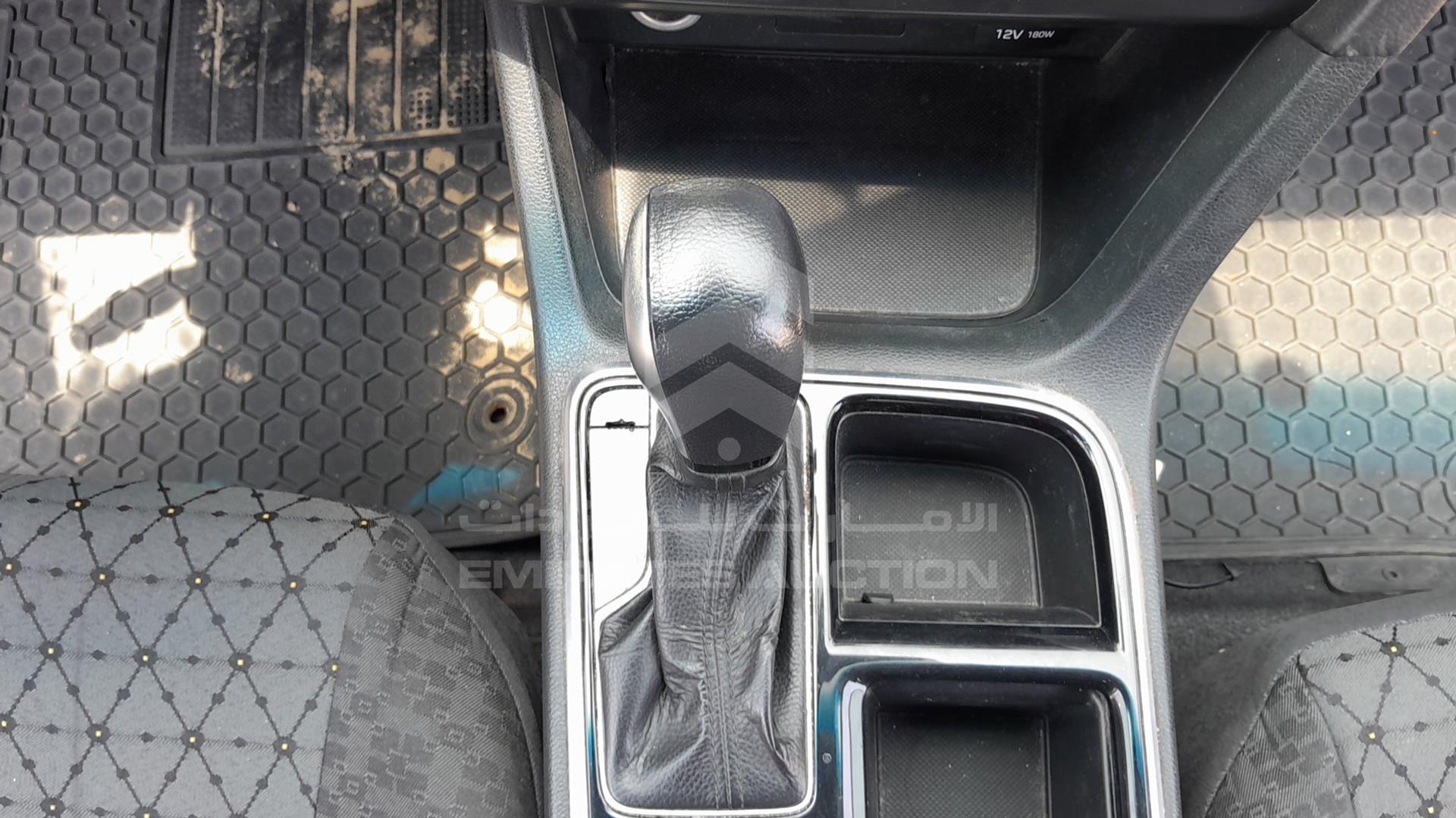 2019 HYUNDAI SONATA VIN: KMHE24133KA092956