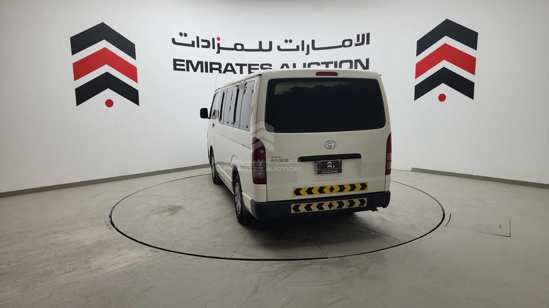 2013 Toyota Hiace — Rear View — Photo 8
