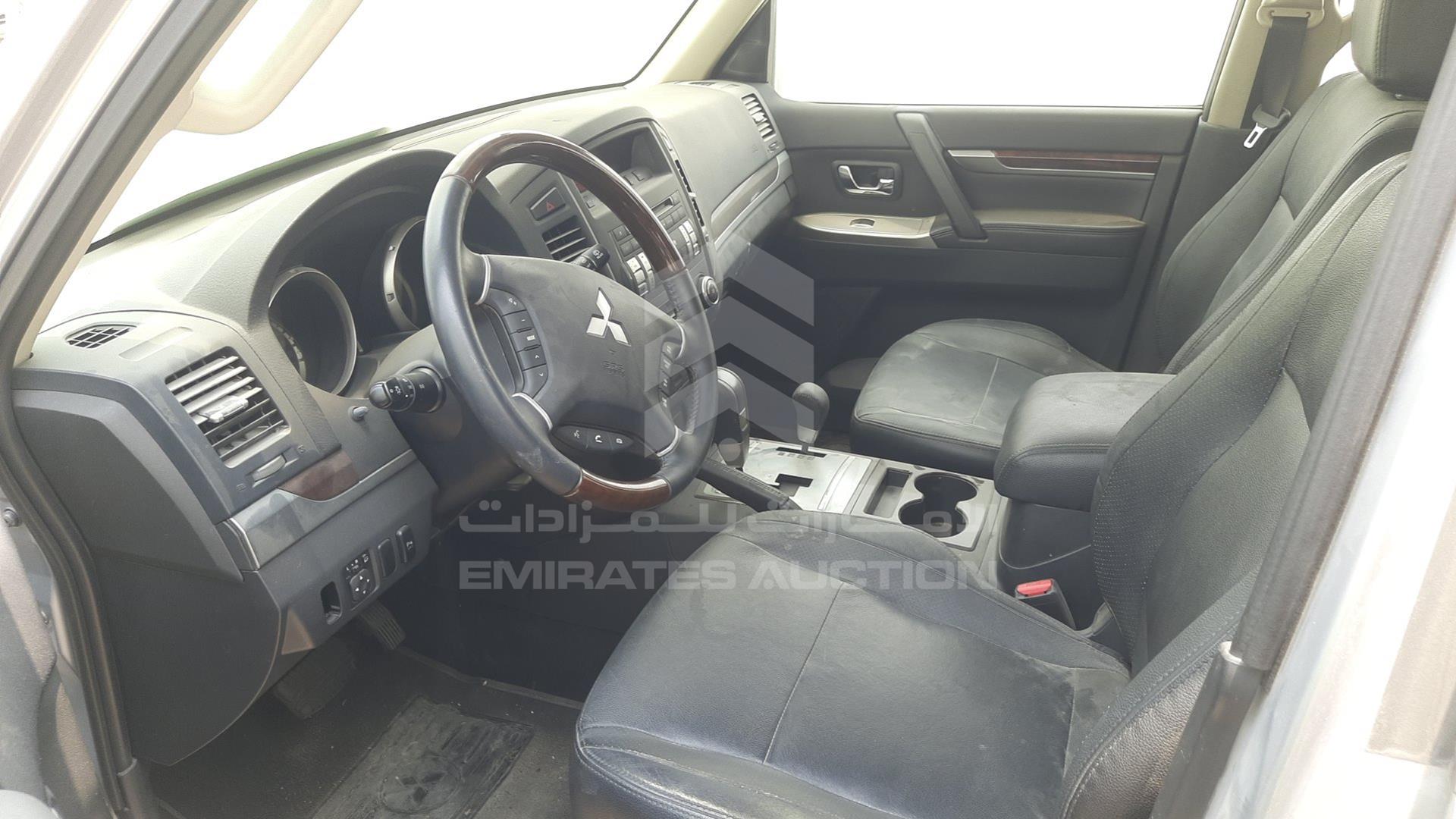 2013 MITSUBISHI PAJERO VIN: JMYLRV95WDJ708321