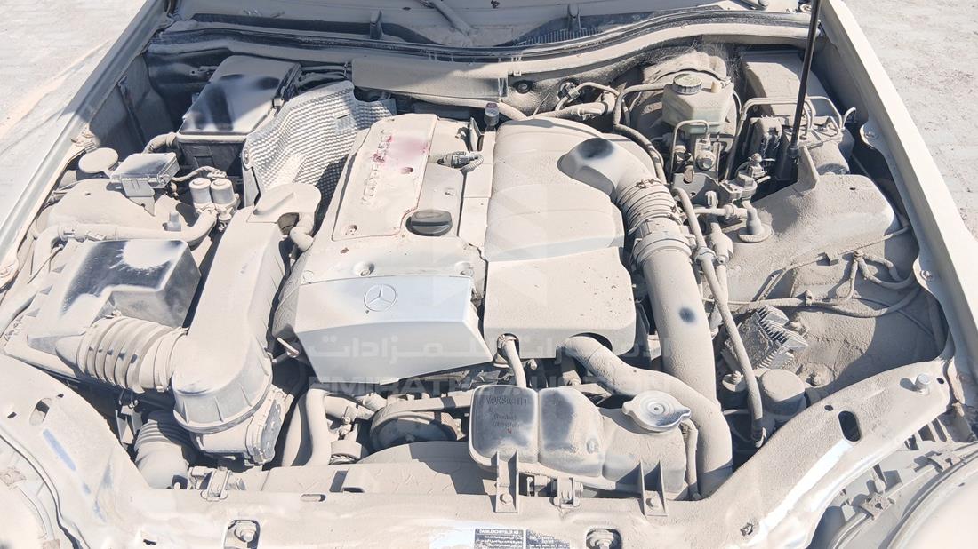 مرسيدس اس ال كى 230 2002 — خليج المحرك — صورة 23