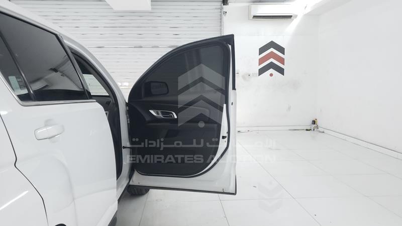 2GKAL8EK5H6183696 Auction: EmiratesAuction Lot: 405913 2GKAL8EK5H6183696 GMC Terrain 2017 WHITE Photo 31
