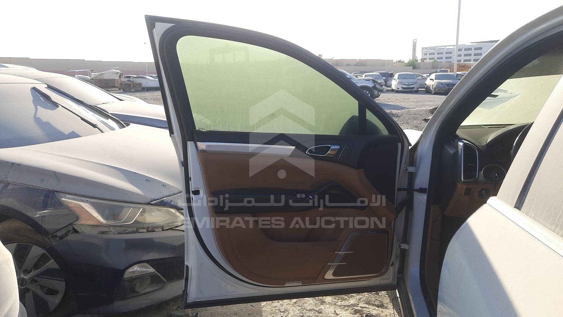 2014 PORSCHE CAYENNE S VIN: WP1ZZZ92ZELA57572