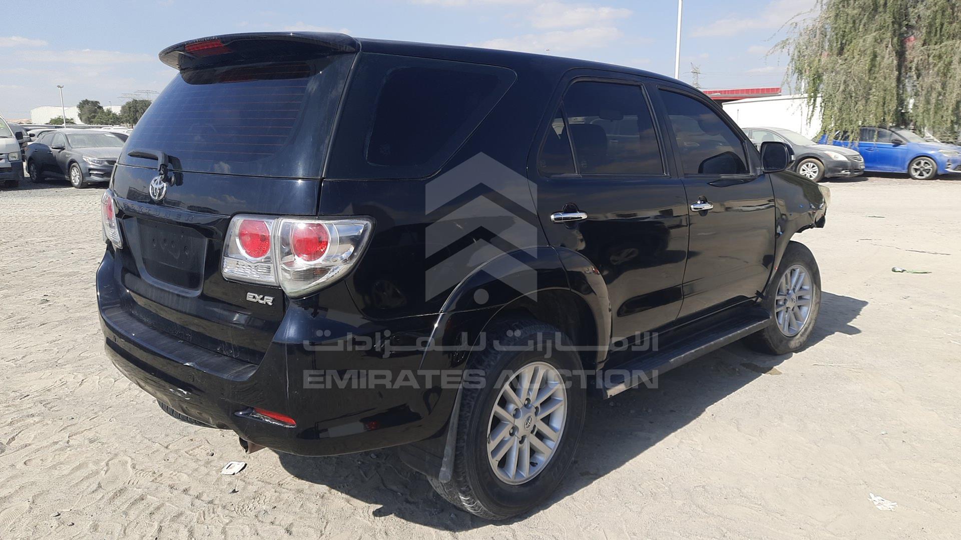 2015 TOYOTA FORTUNER VIN: MHFYX59G8F8072364