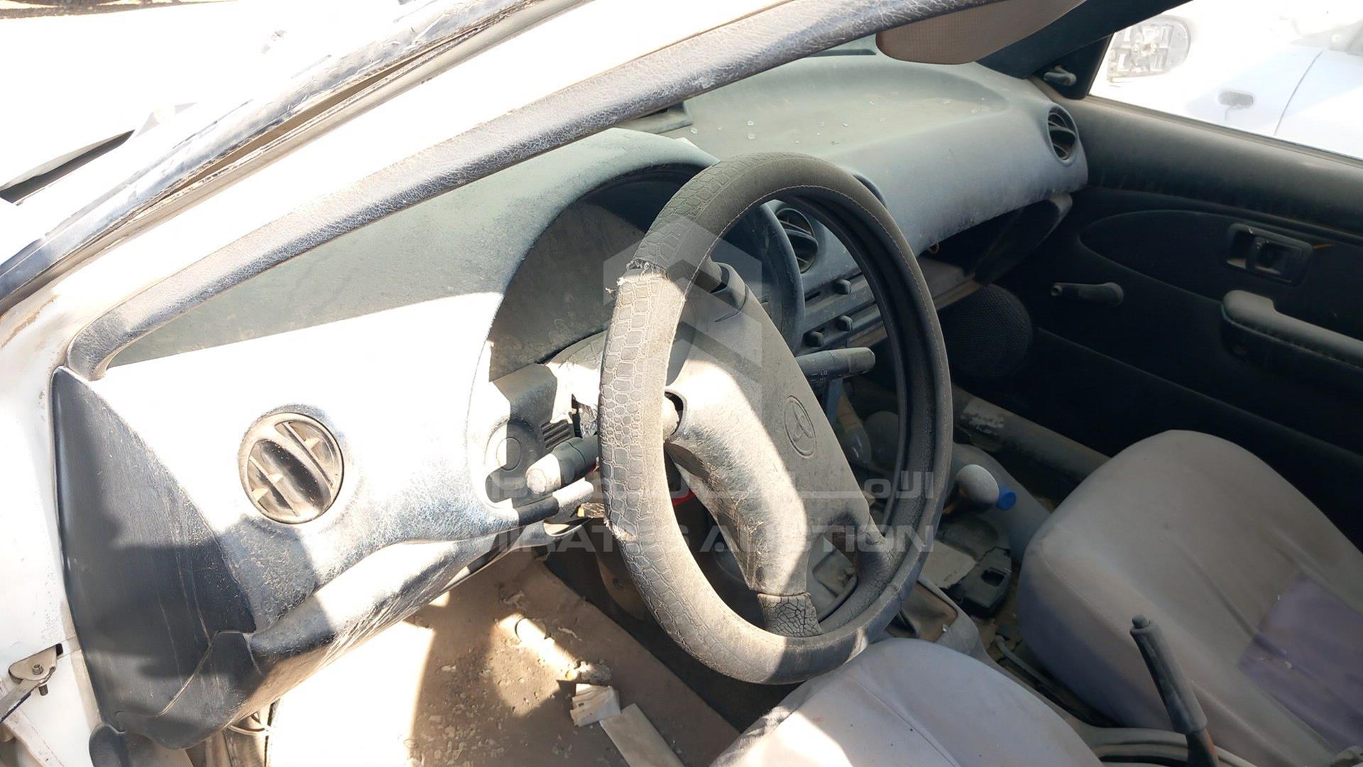 0 TOYOTA --- VIN: EL400028584