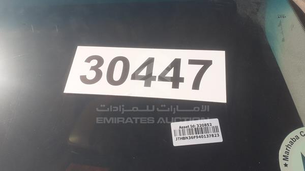 Lexus LS 430 2004 JTHBN36F940137823 Image 22