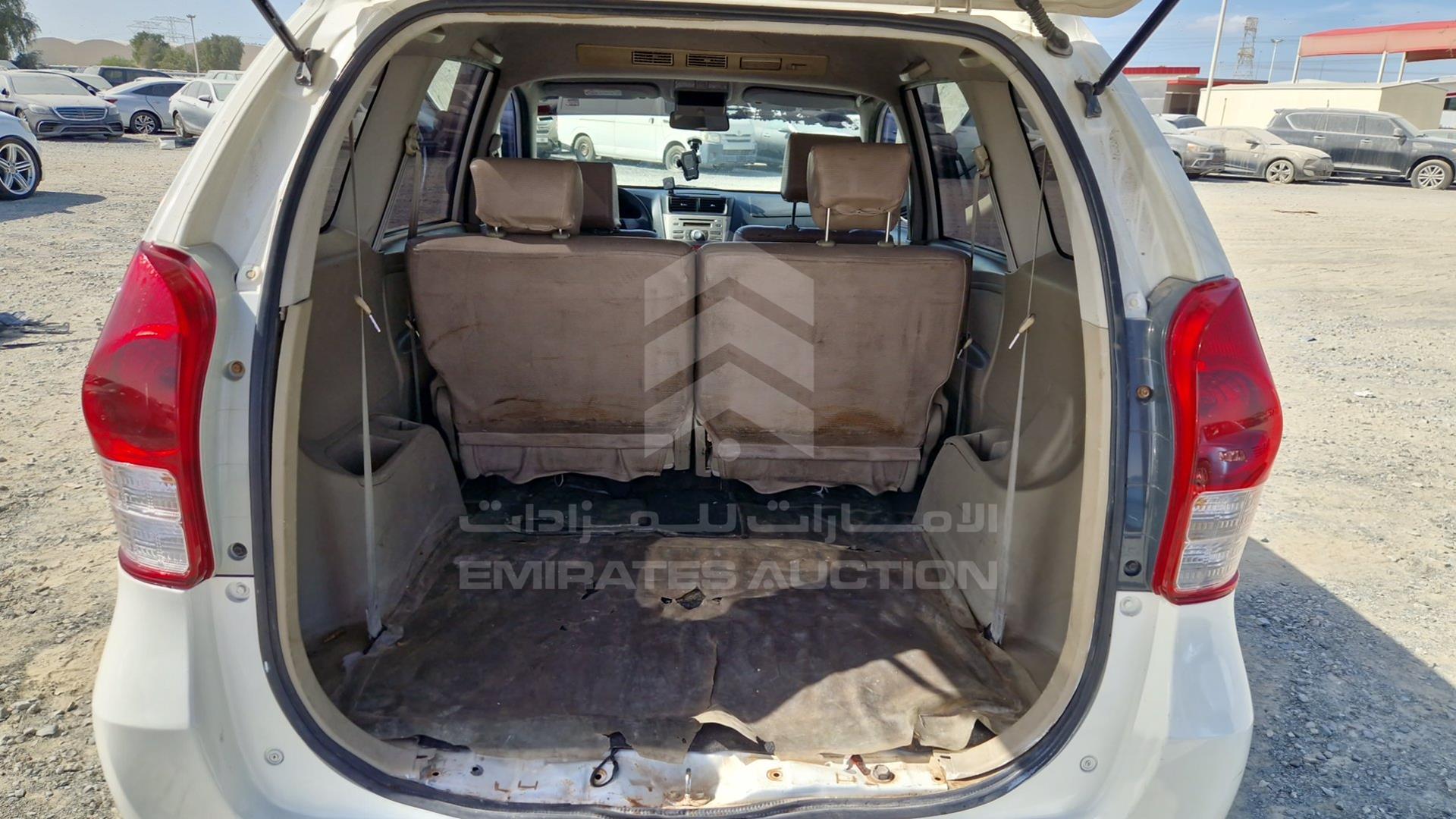 2015 TOYOTA AVANZA VIN: MHKMC13F4FK015618