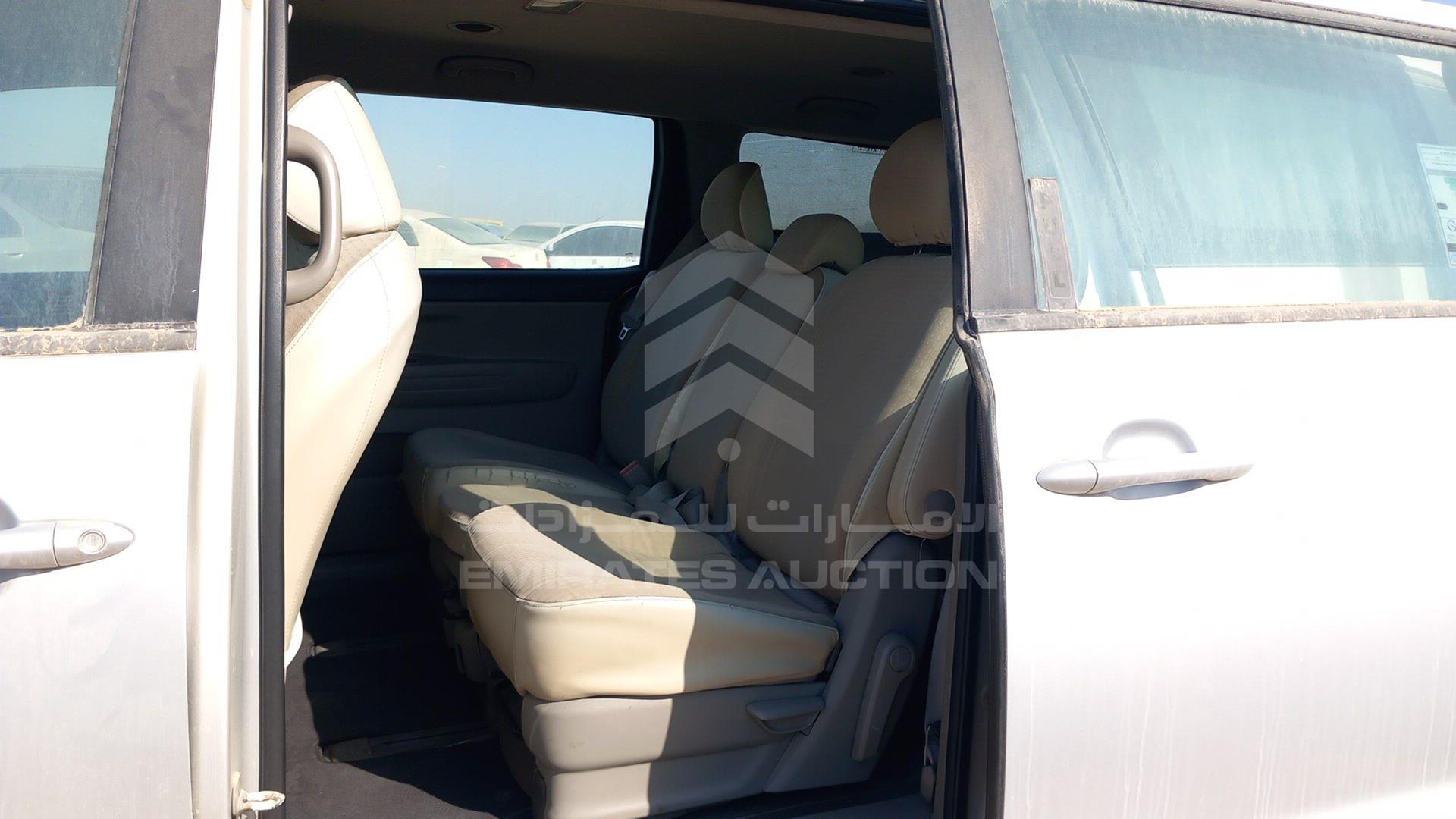 2019 KIA CARNIVAL VIN: KNAMB8124K6496508