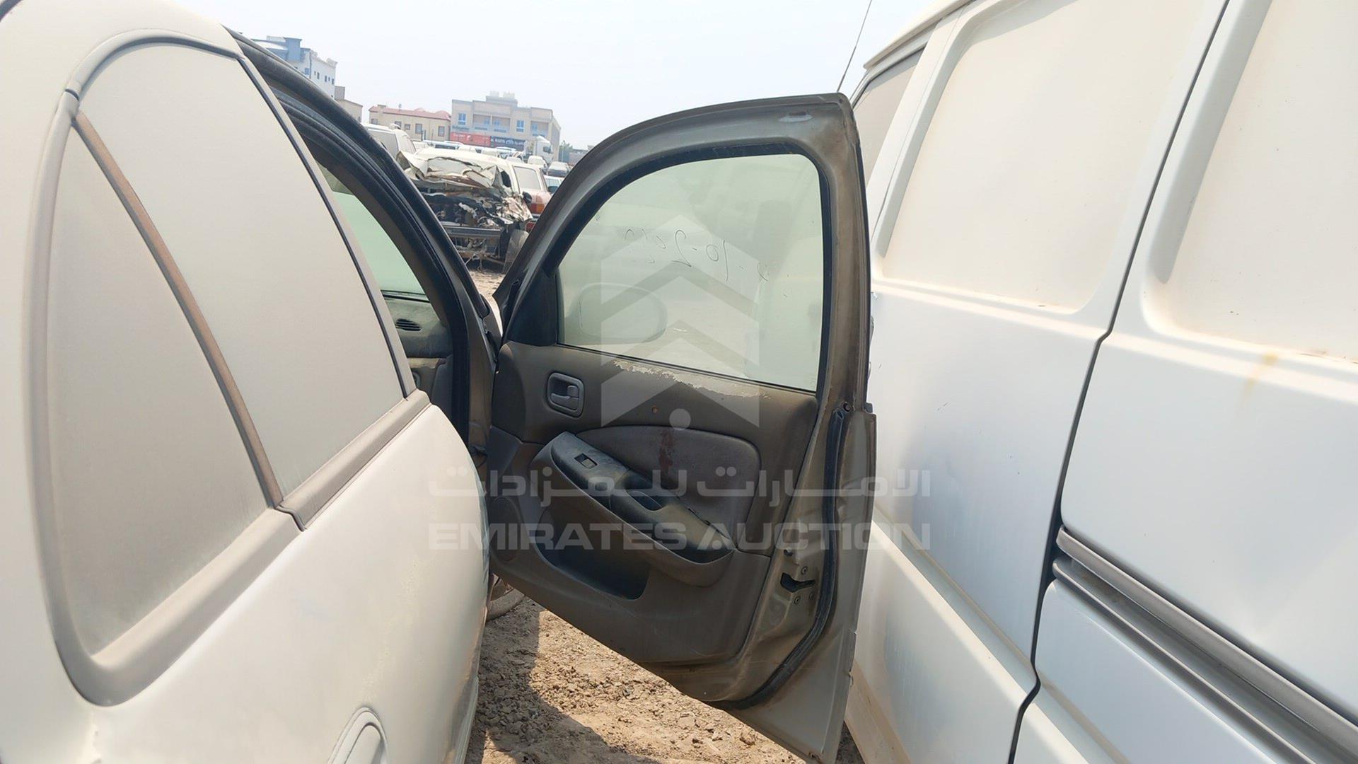 2002 NISSAN SUNNY VIN: JN1EN61C62W005886